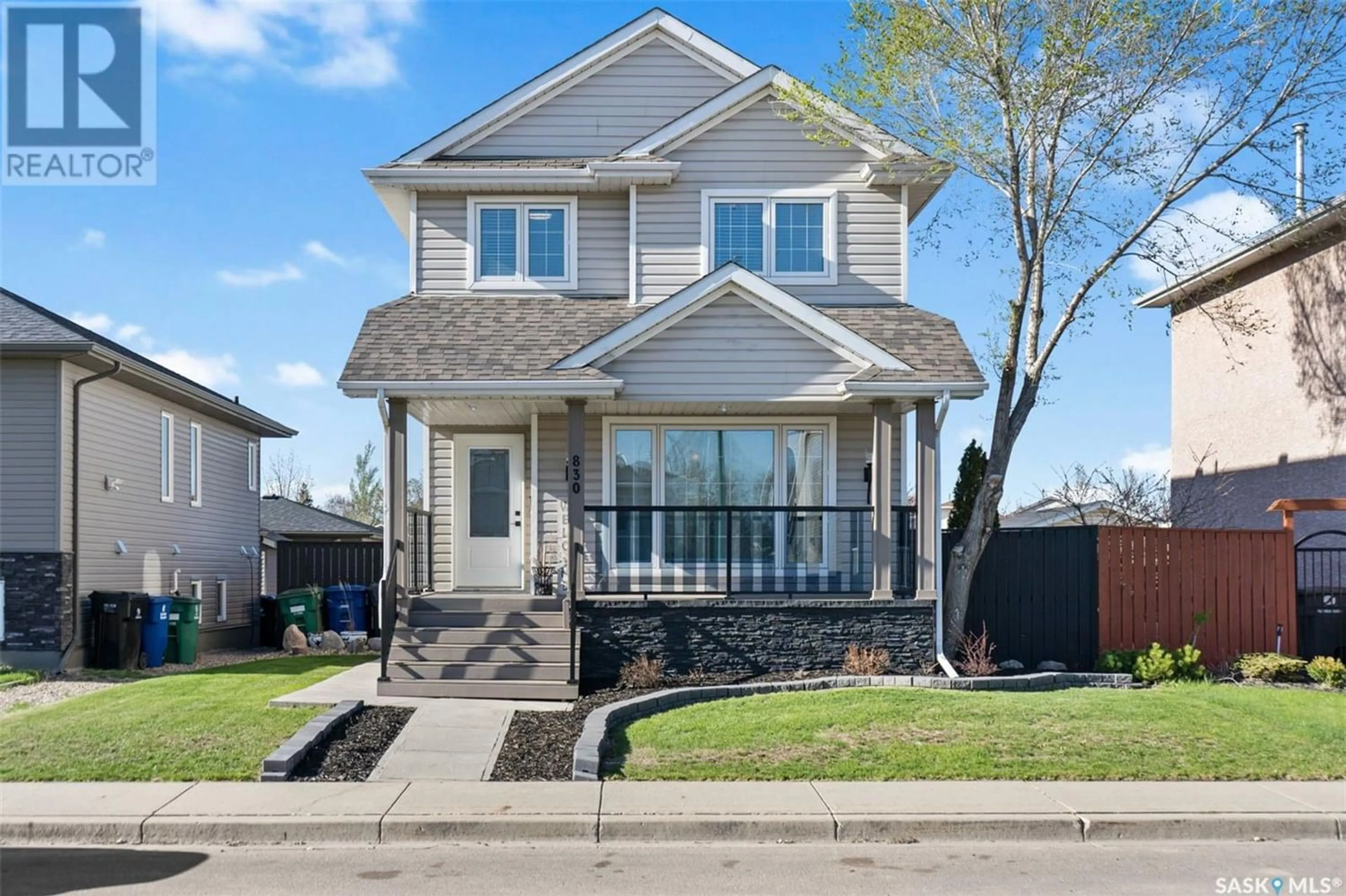 Frontside or backside of a home for 830 Rutherford WAY, Saskatoon Saskatchewan S7N4X6