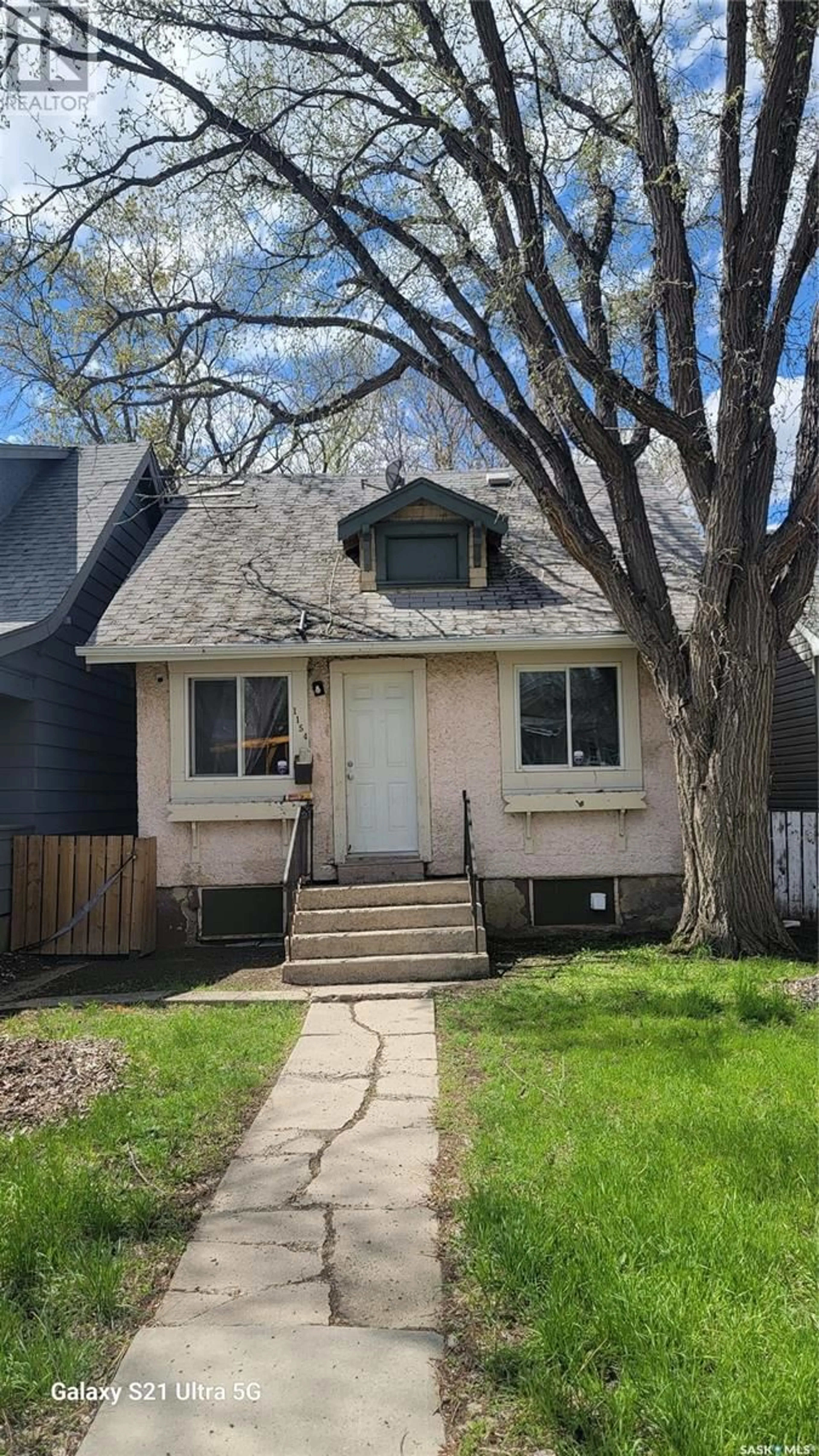 Frontside or backside of a home for 1154 Athol STREET, Regina Saskatchewan S4T3C2