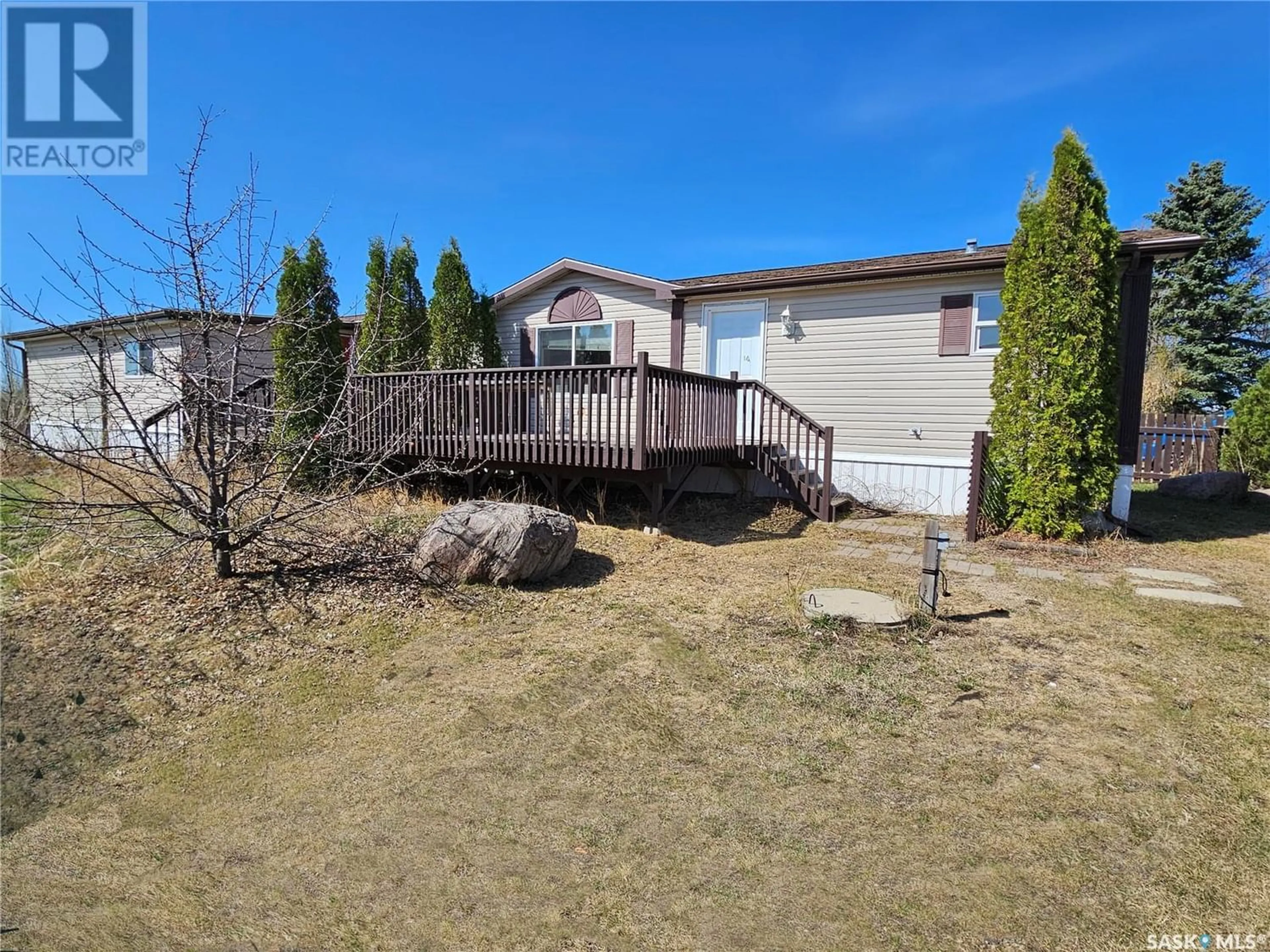 Frontside or backside of a home for 516 6th AVENUE E, Meadow Lake Saskatchewan S9X1X9