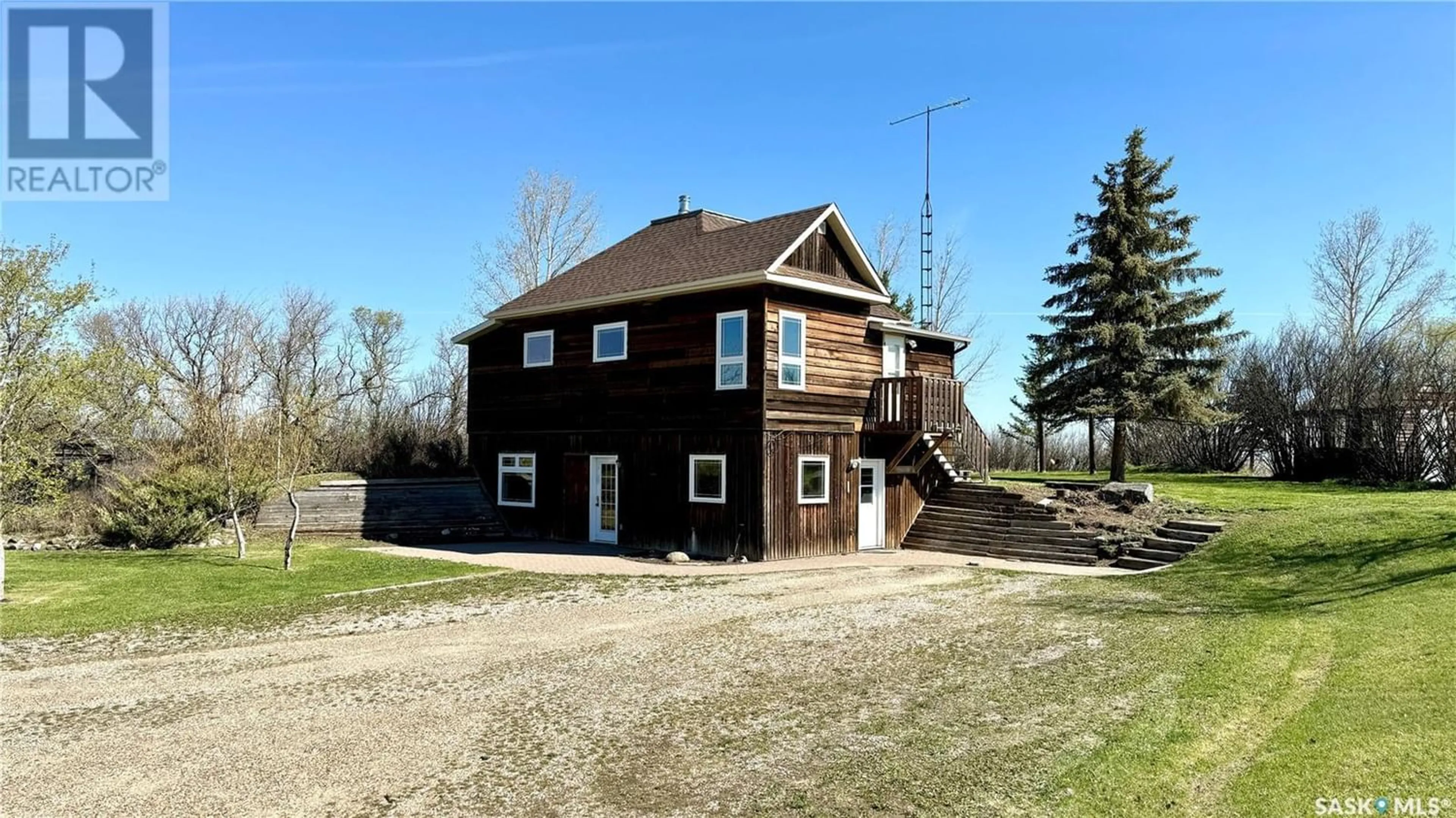 Frontside or backside of a home for Edwards Acreage, Mccraney Rm No. 282 Saskatchewan S0G1A0