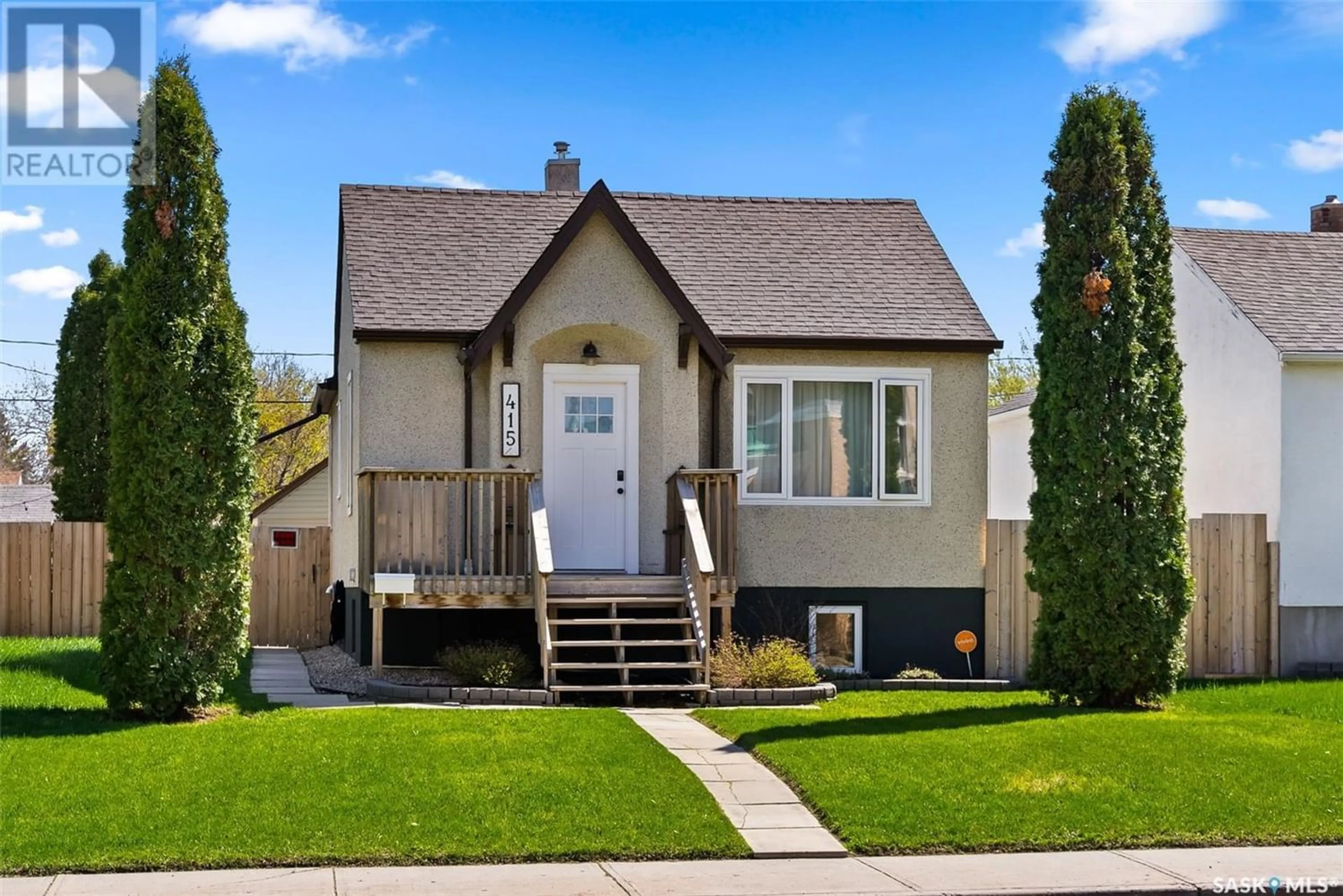 Frontside or backside of a home for 415 College AVENUE, Regina Saskatchewan S4N0X1