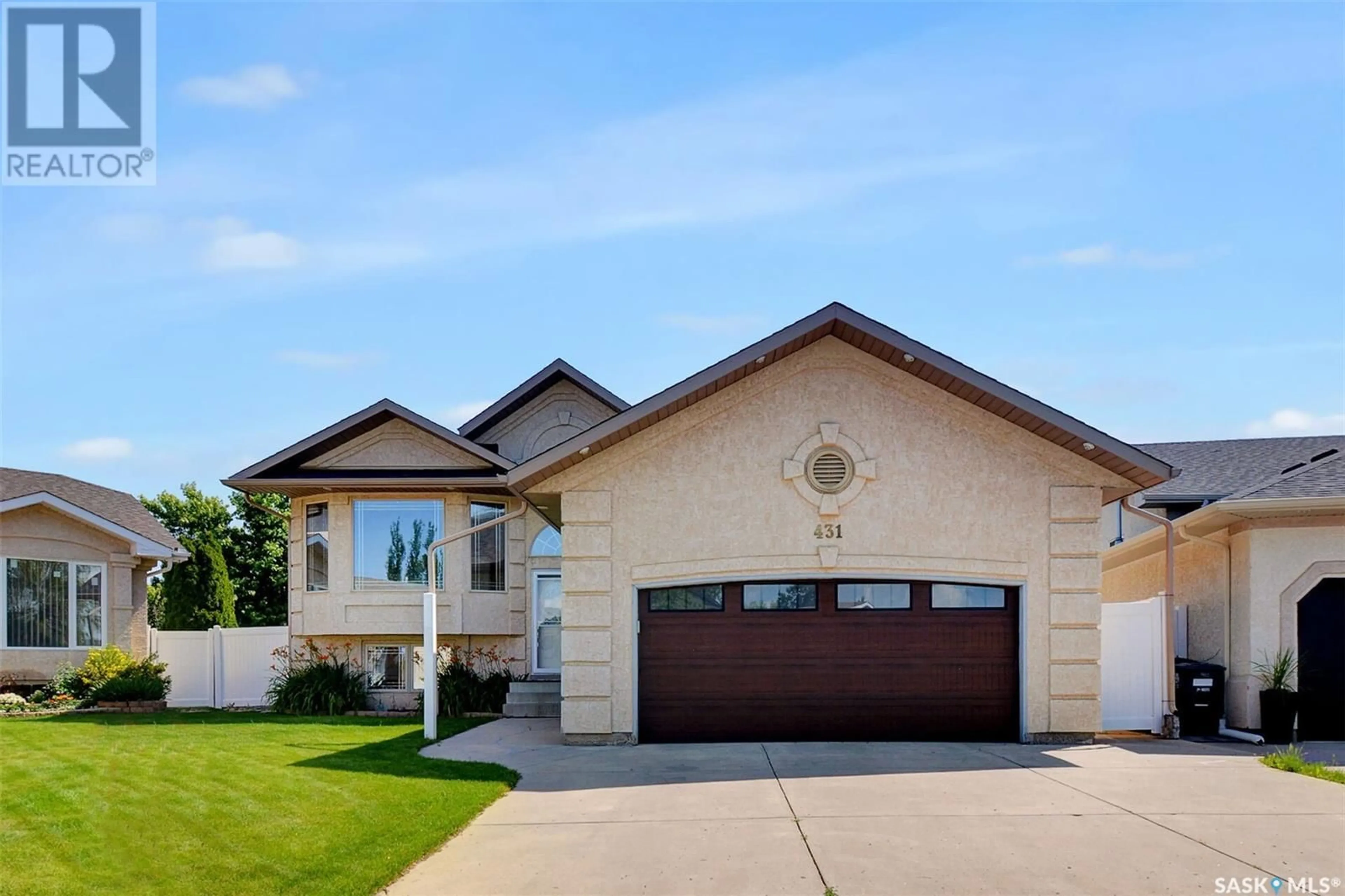 Frontside or backside of a home for 431 Guenter BAY, Saskatoon Saskatchewan S7N4P7