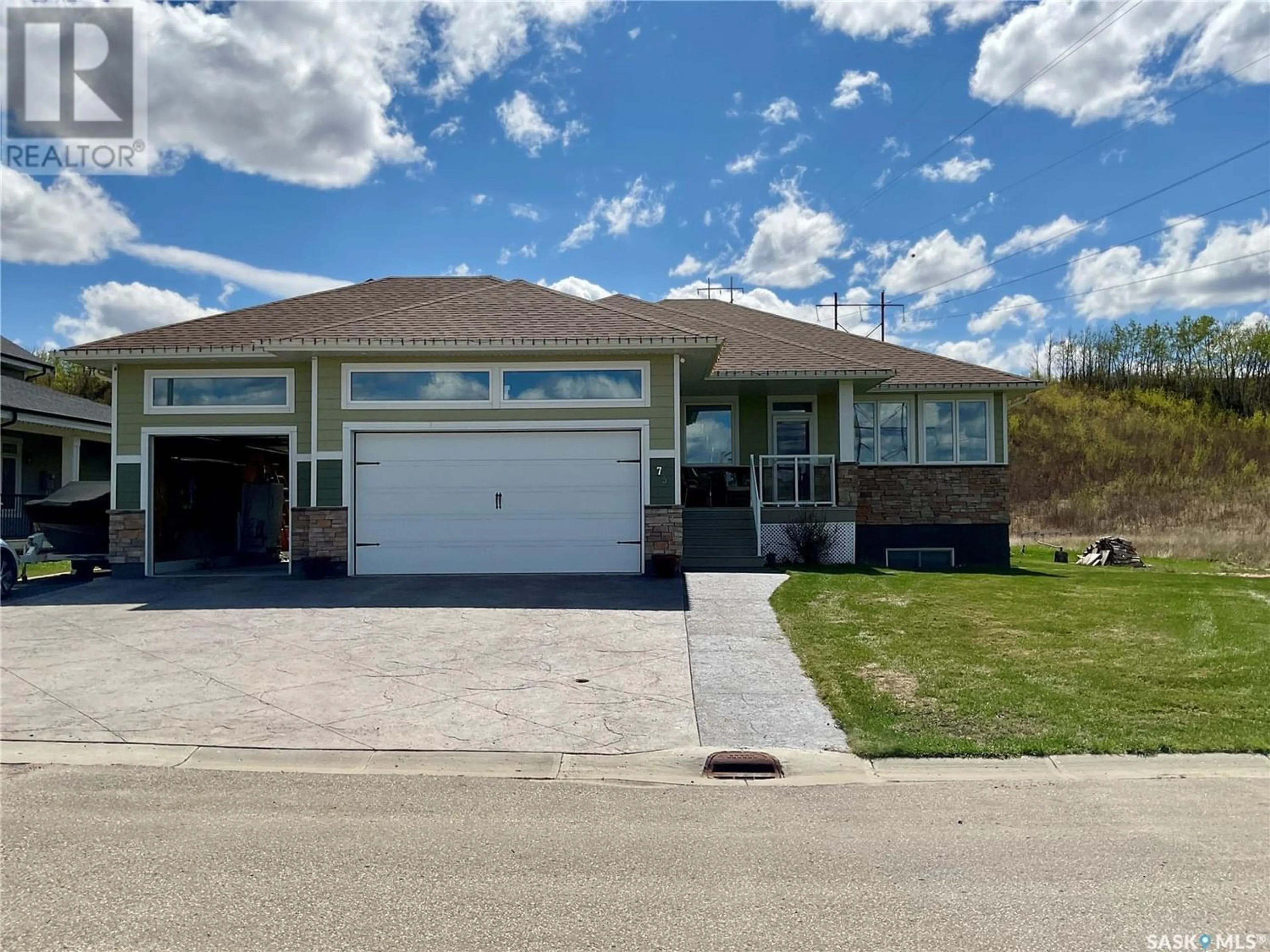 Frontside or backside of a home for 75 Palomino DRIVE, Lumsden Saskatchewan S0G3C0