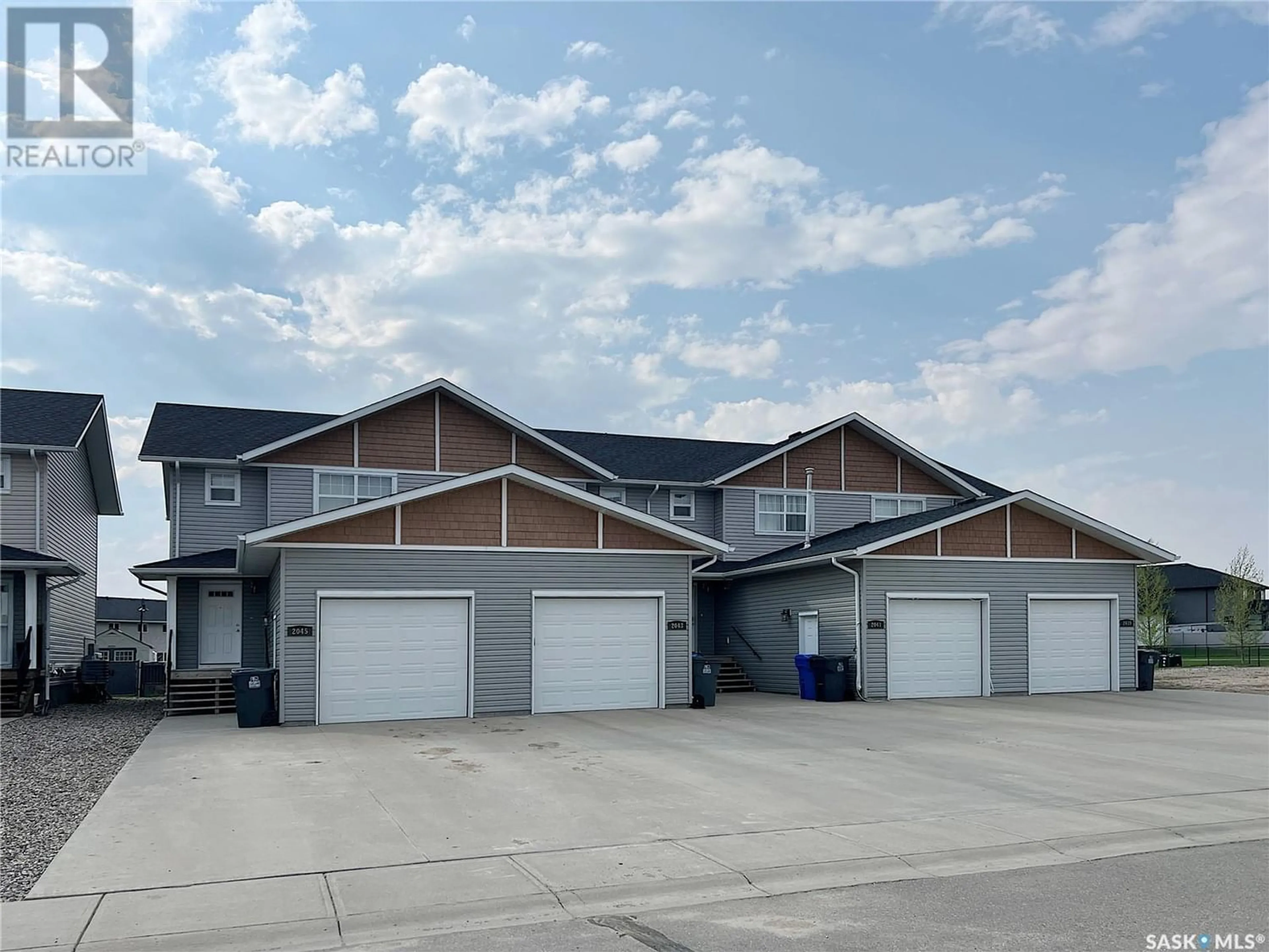 A pic from exterior of the house or condo for 2045 Nicholson ROAD, Estevan Saskatchewan S4A2Y1