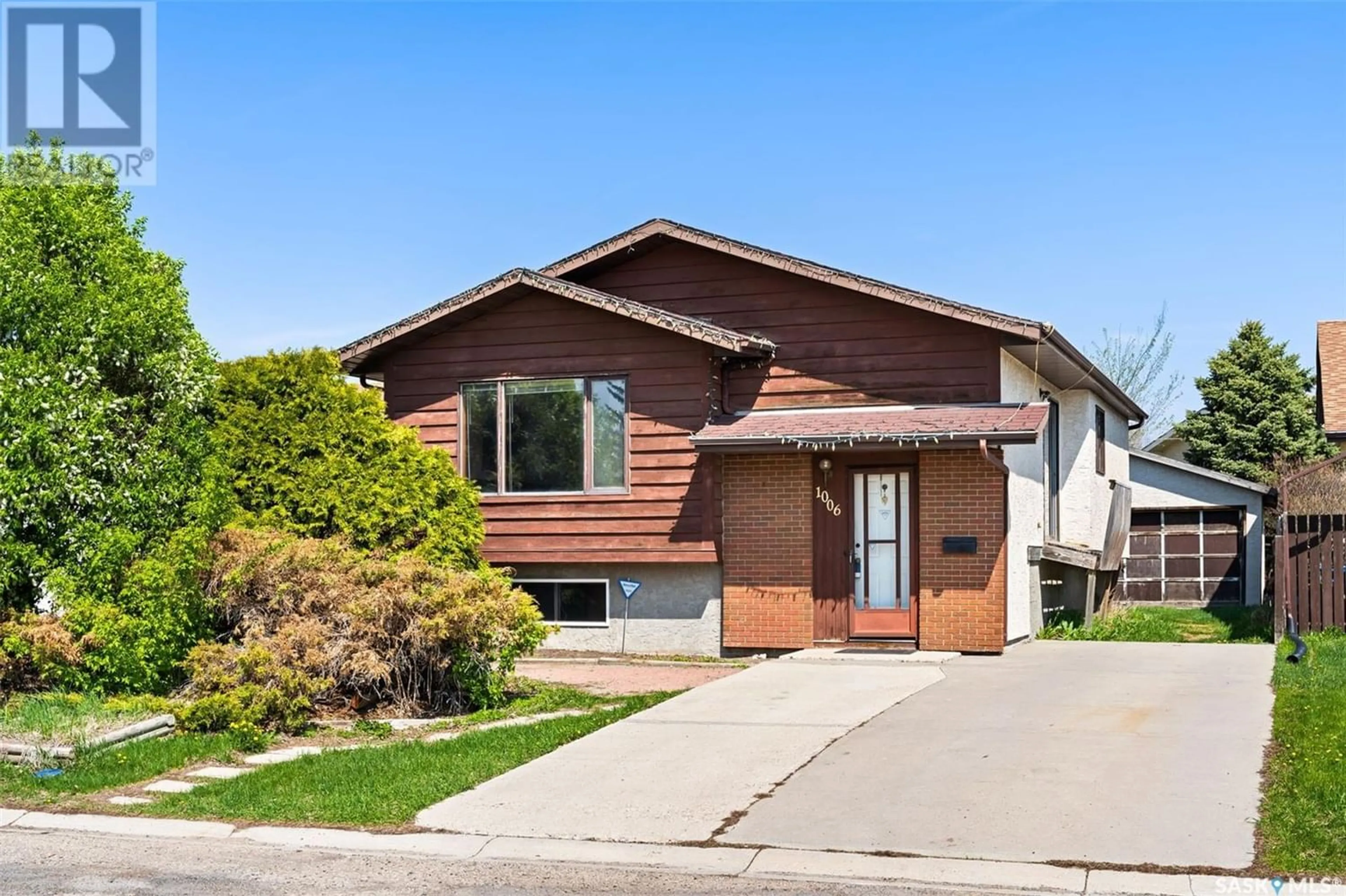 Frontside or backside of a home for 1006 Middleton CRESCENT, Regina Saskatchewan S4N7B7