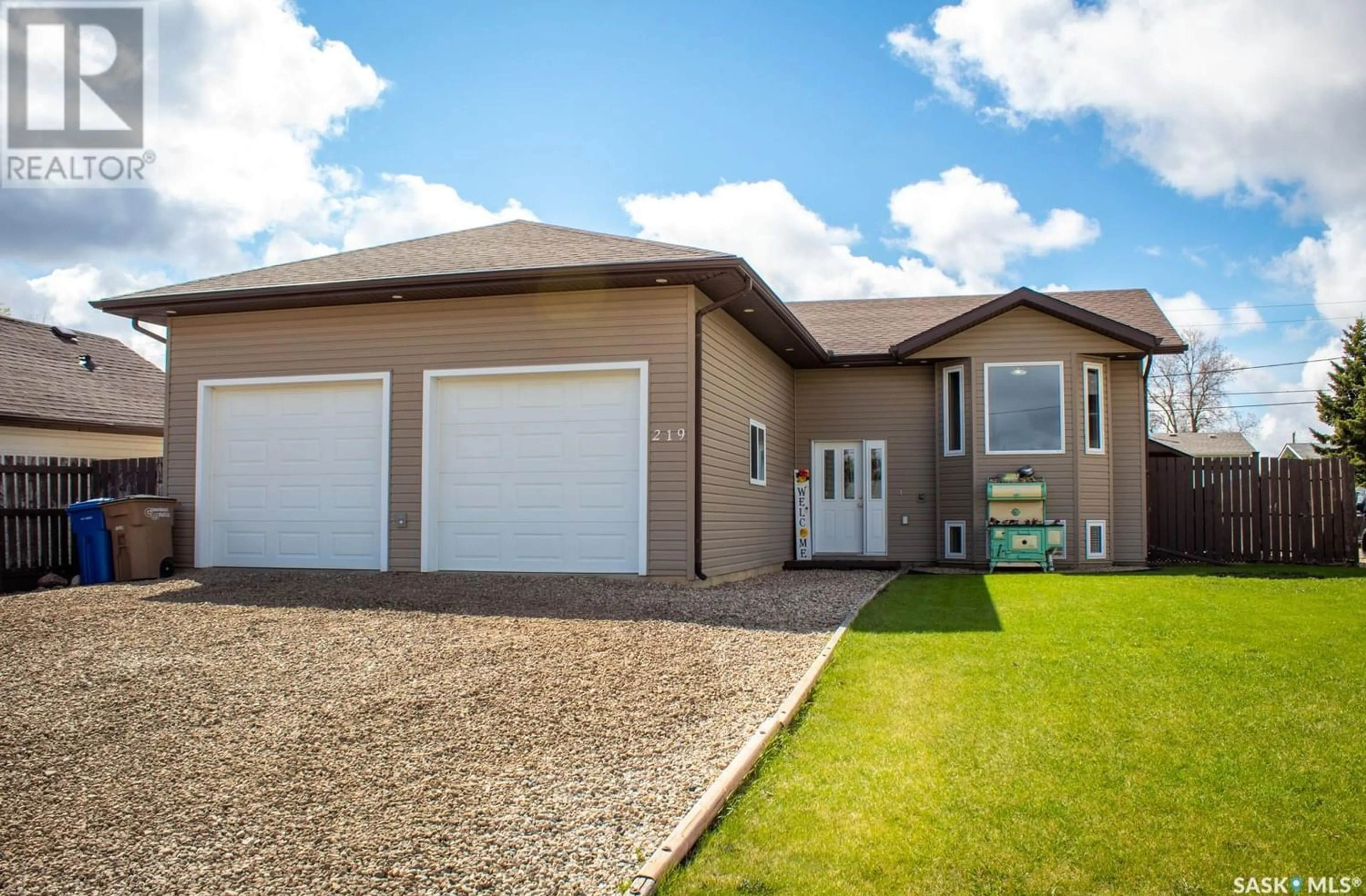 Frontside or backside of a home for 219 Lendrum STREET, Melfort Saskatchewan S0E1A0