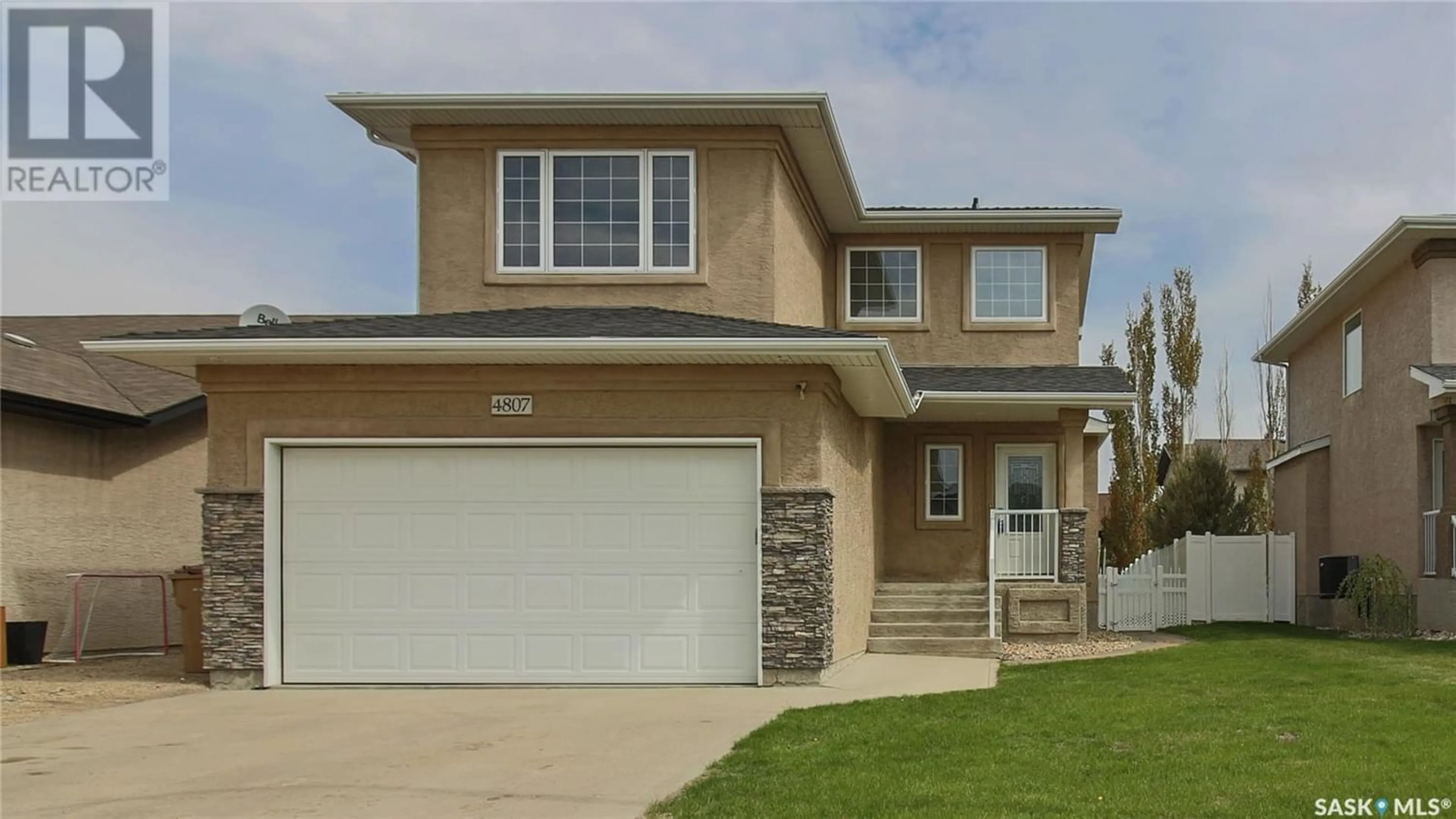 Frontside or backside of a home for 4807 BETKER PLACE, Regina Saskatchewan S4X4T8