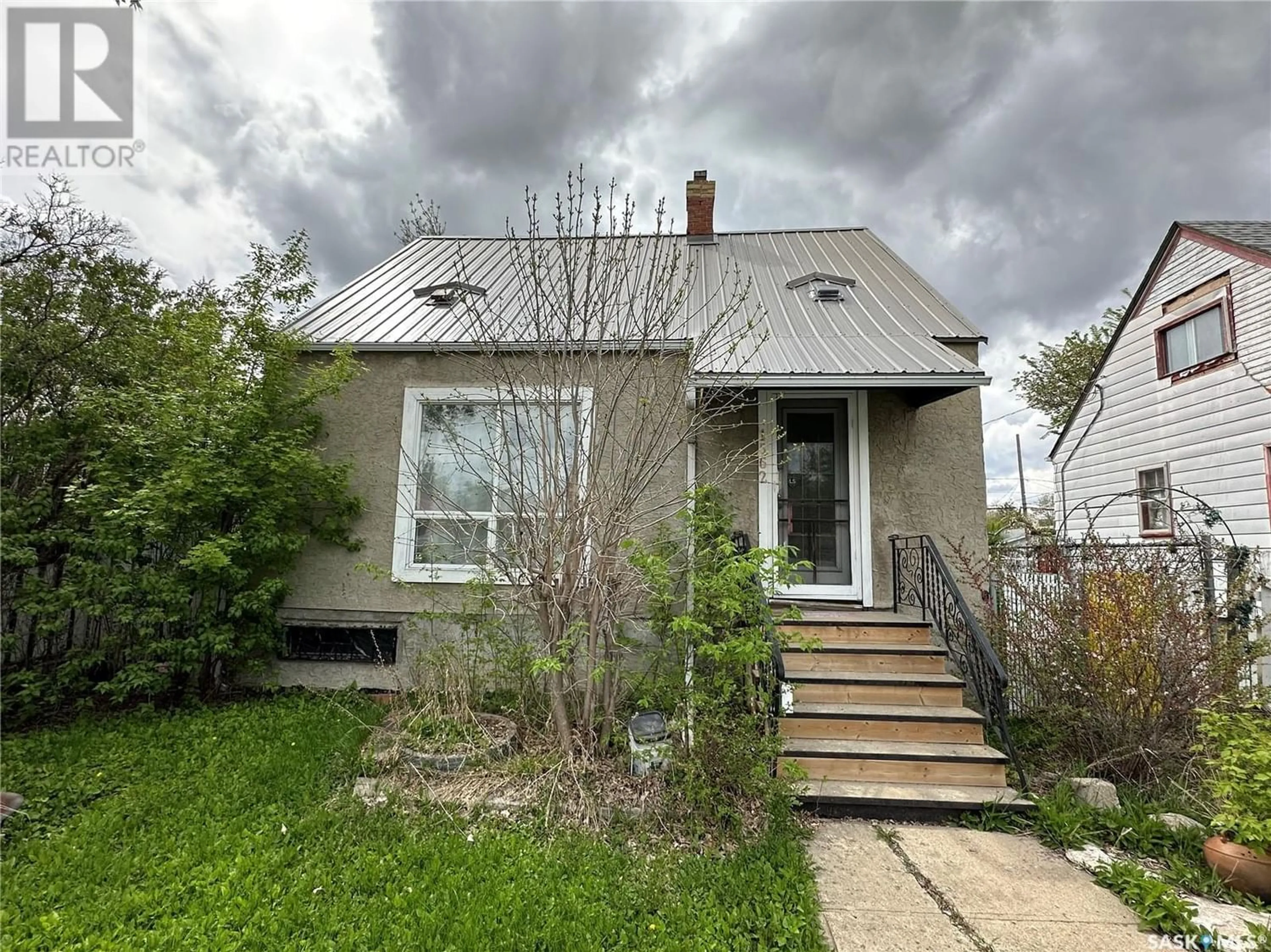 Frontside or backside of a home for 1562 Elphinstone STREET, Regina Saskatchewan S4T3M8