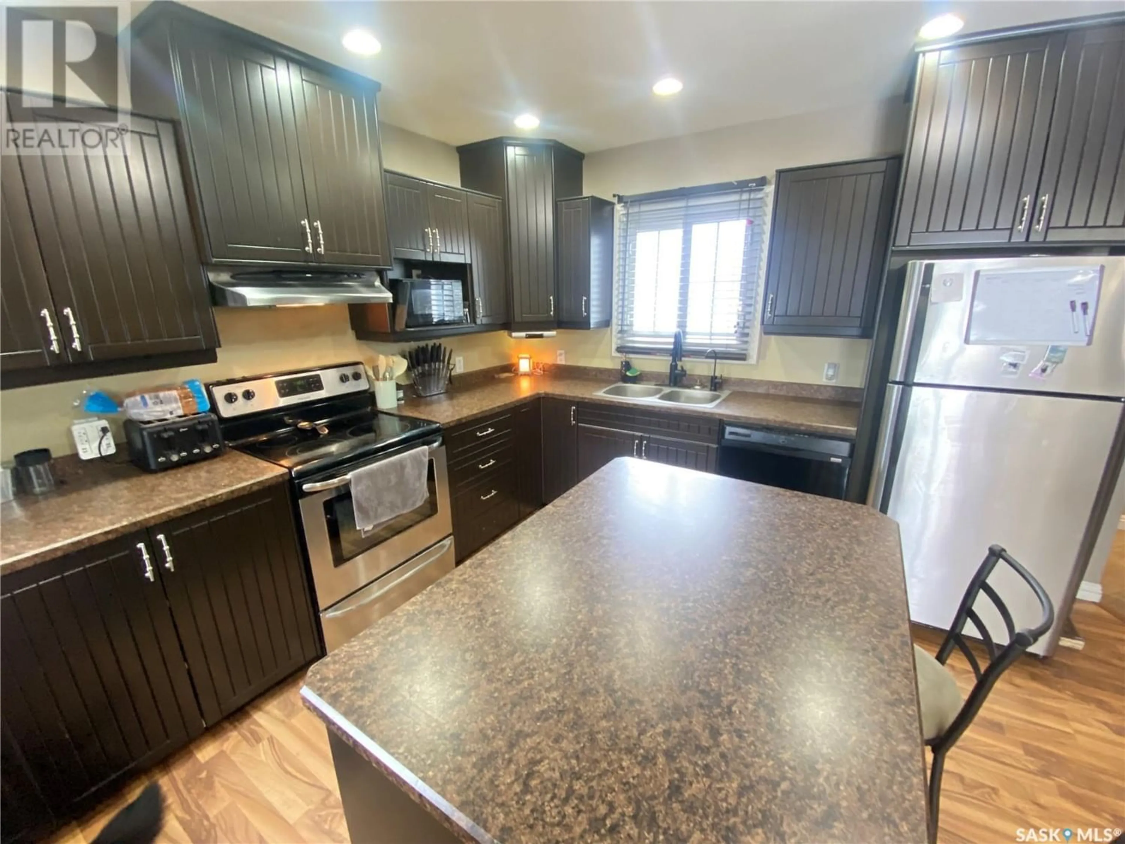 Kitchen for 62 Haultain AVENUE, Yorkton Saskatchewan S3N1X7