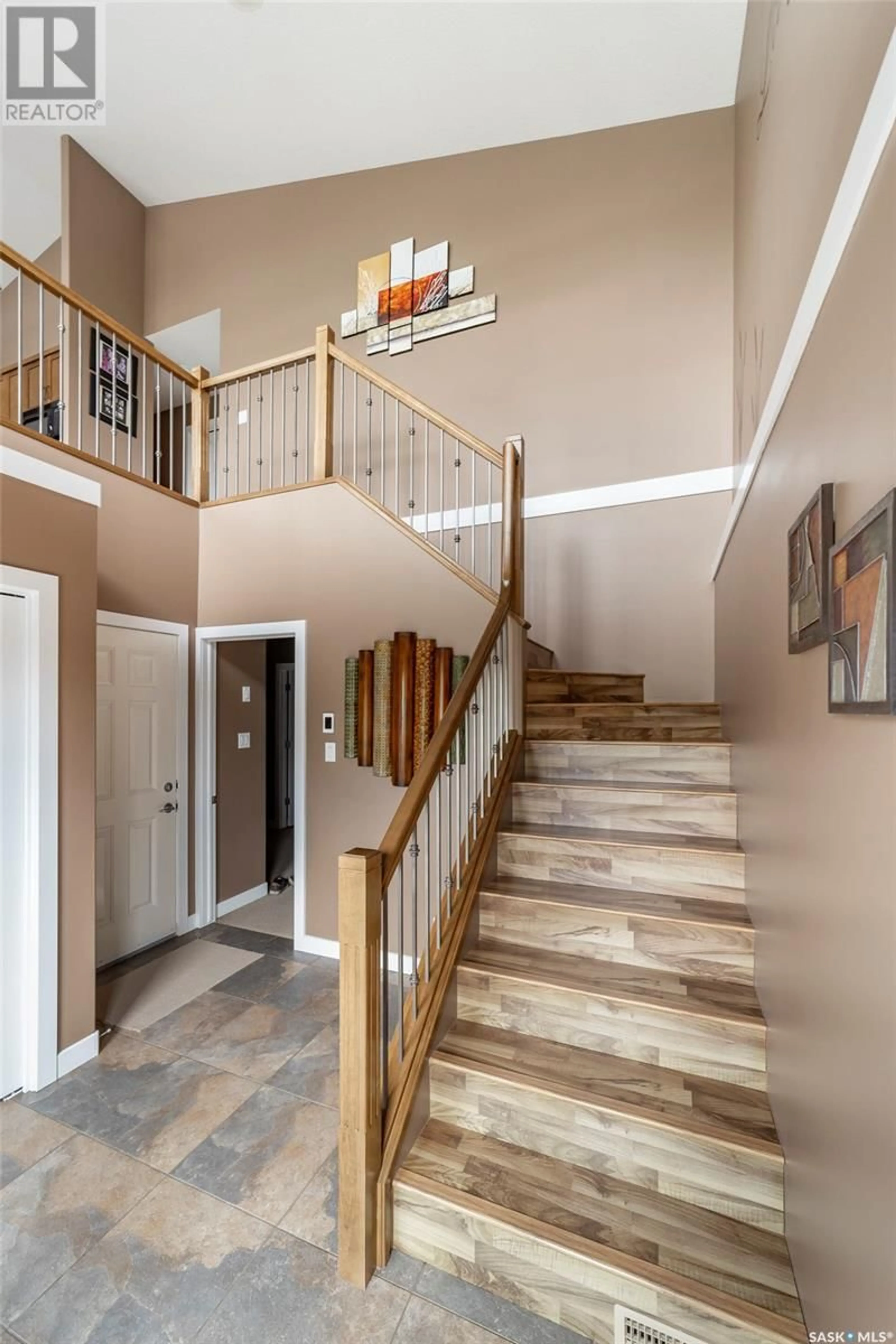 Indoor entryway for 15 Rock RIDGE, Kannata Valley Saskatchewan S0G4L0