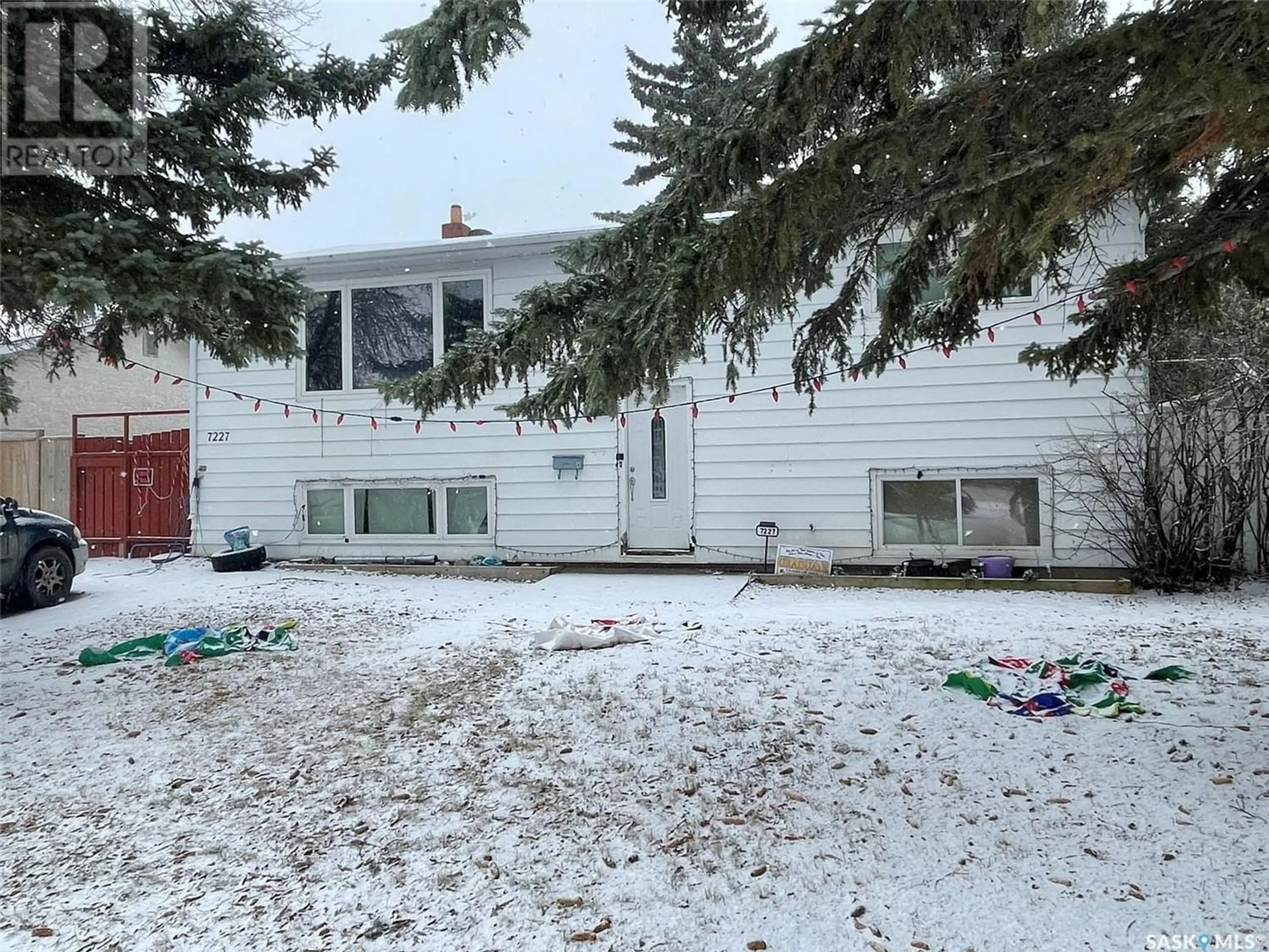 Frontside or backside of a home for 7227 6th AVENUE, Regina Saskatchewan S4T0P3