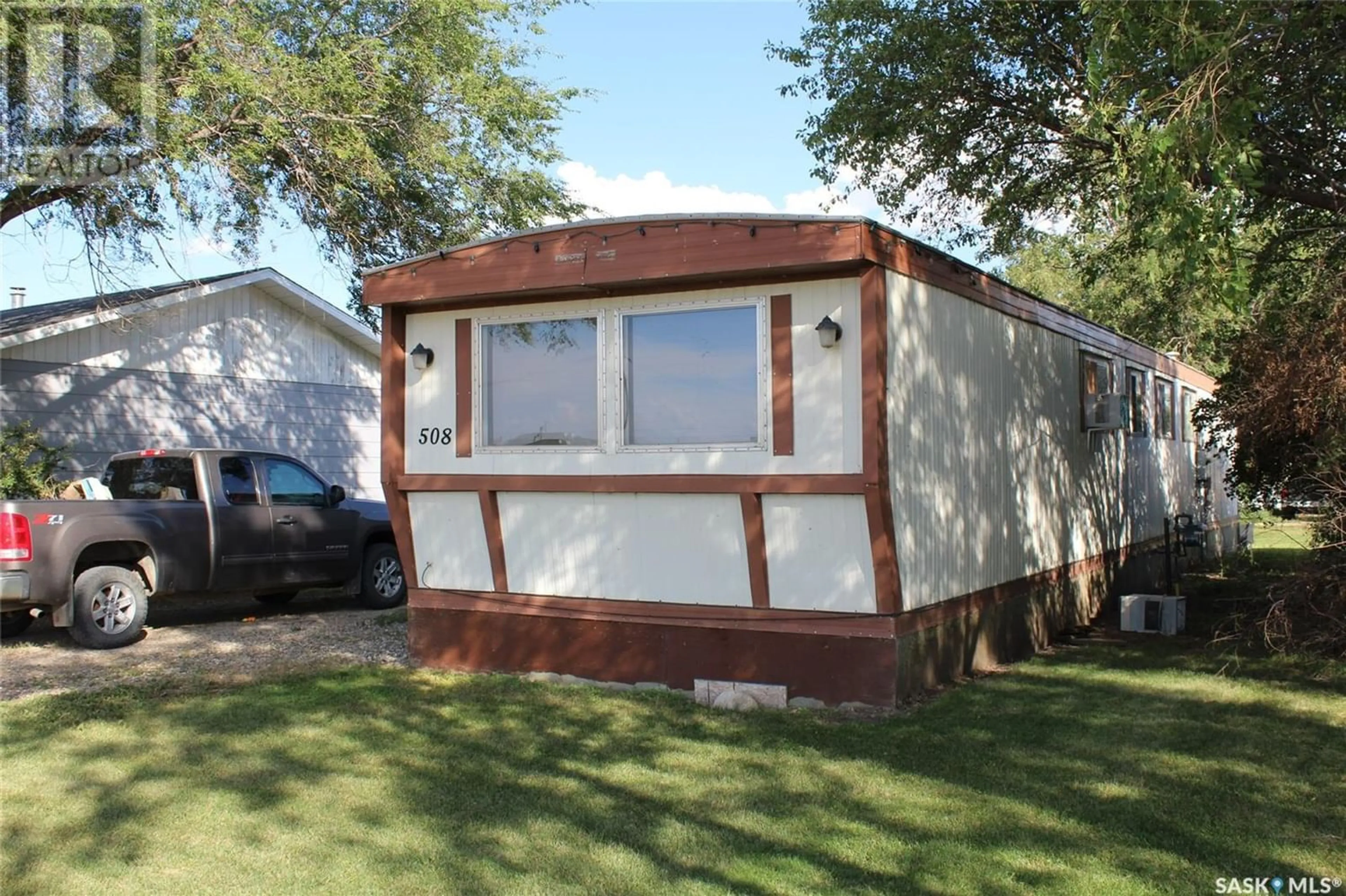 Home with vinyl exterior material for 508 Railway AVENUE, Lampman Saskatchewan S0C1N0