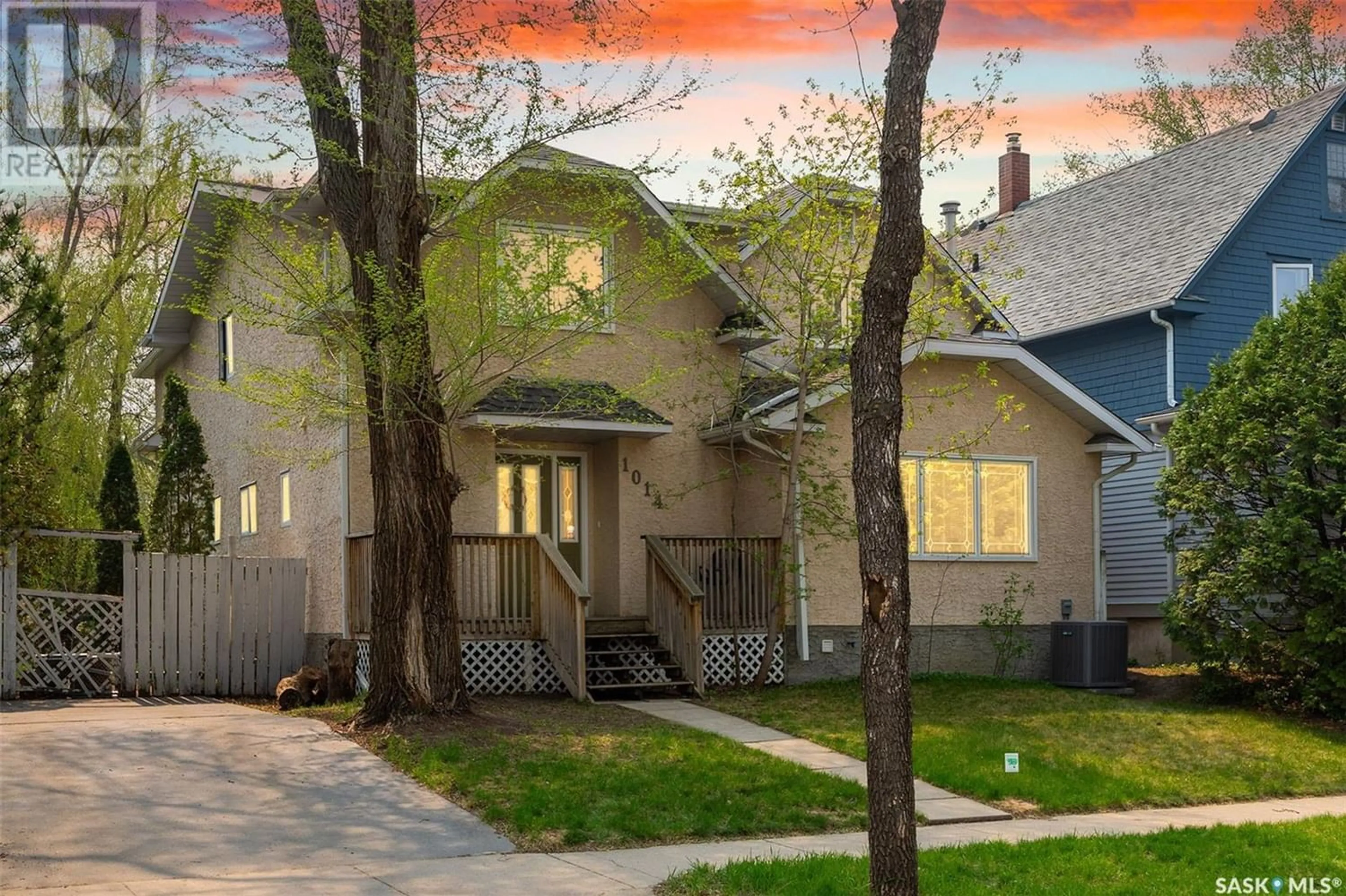 Frontside or backside of a home for 1014 Aird STREET, Saskatoon Saskatchewan S7N0T1