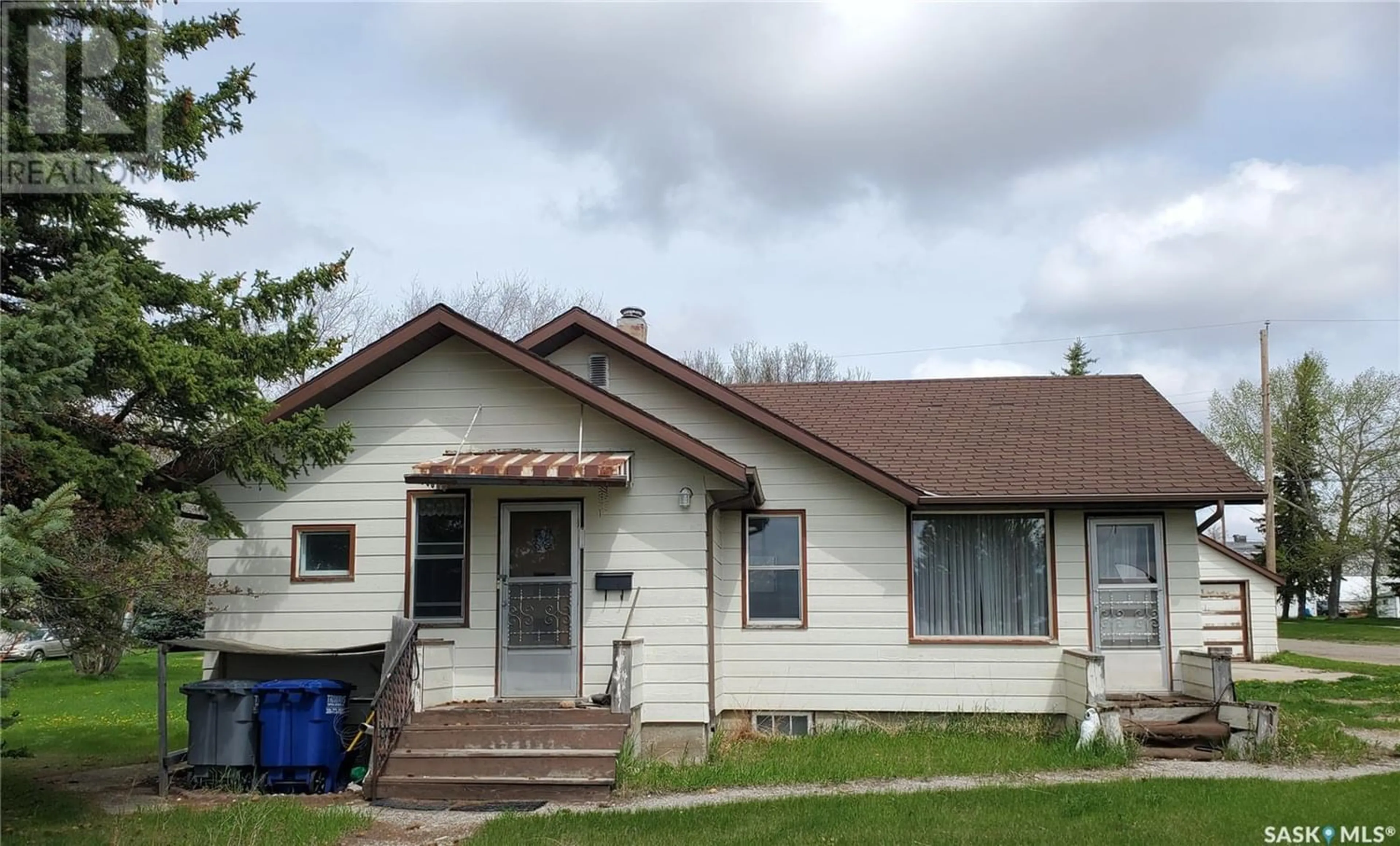 Frontside or backside of a home for 314 Railway AVENUE, Neville Saskatchewan S0N1T0