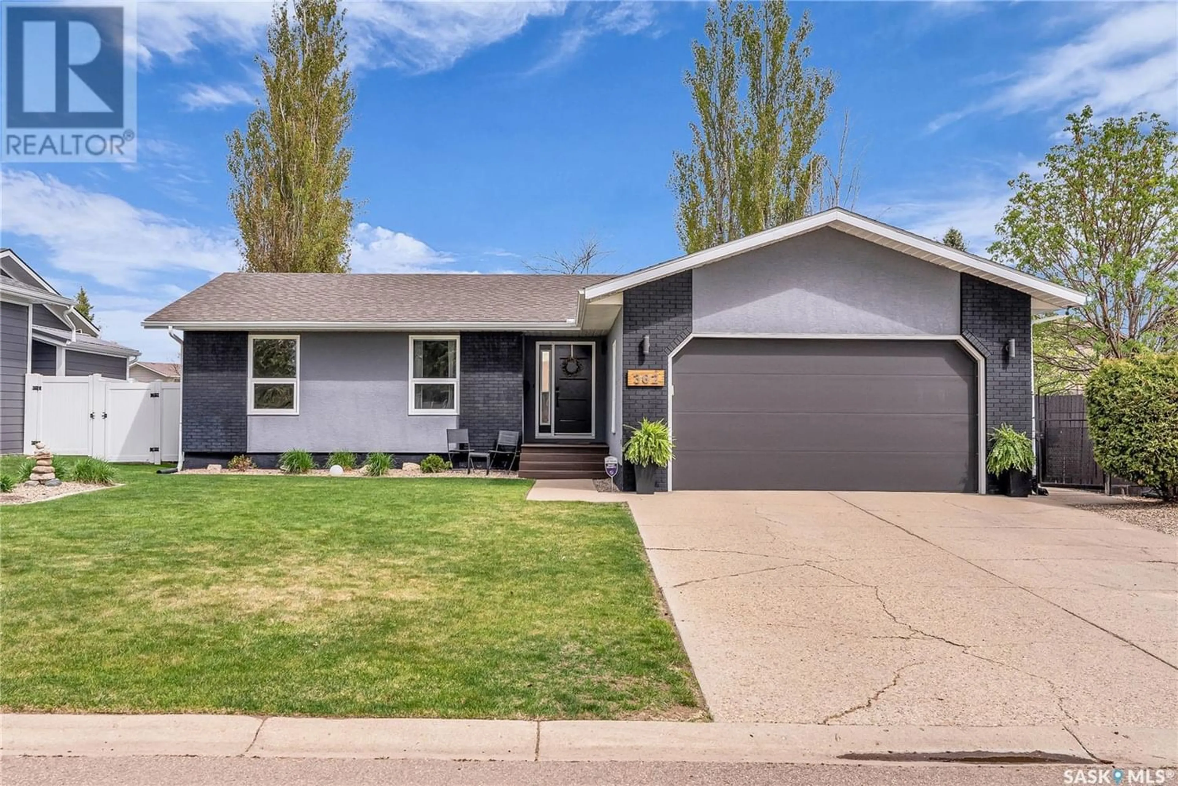 Frontside or backside of a home for 362 37 STREET, Battleford Saskatchewan S0M0E0