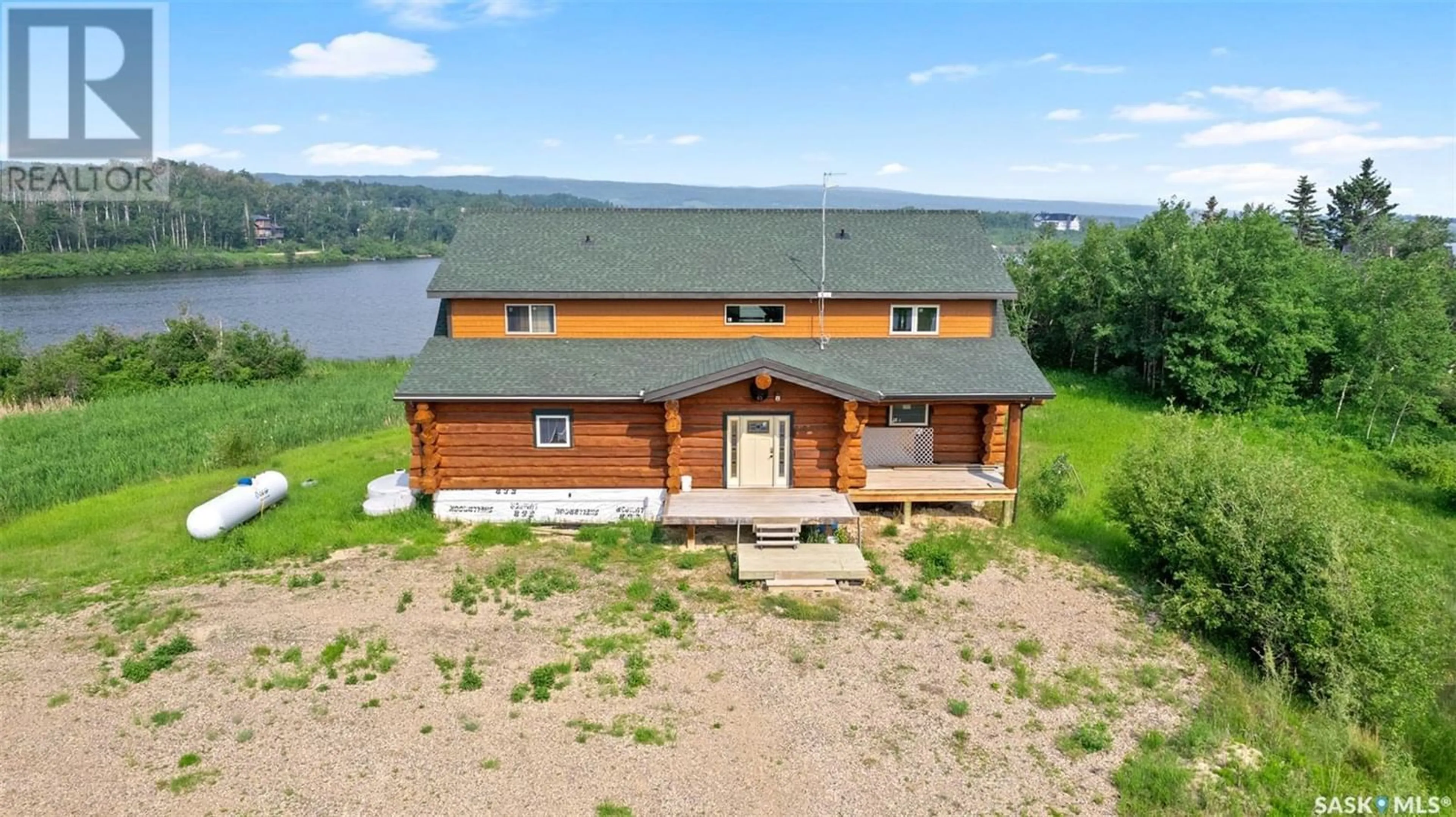 Cottage for Scenic Martins Lake Waterfront Log Home, Leask Rm No. 464 Saskatchewan S0J1M0