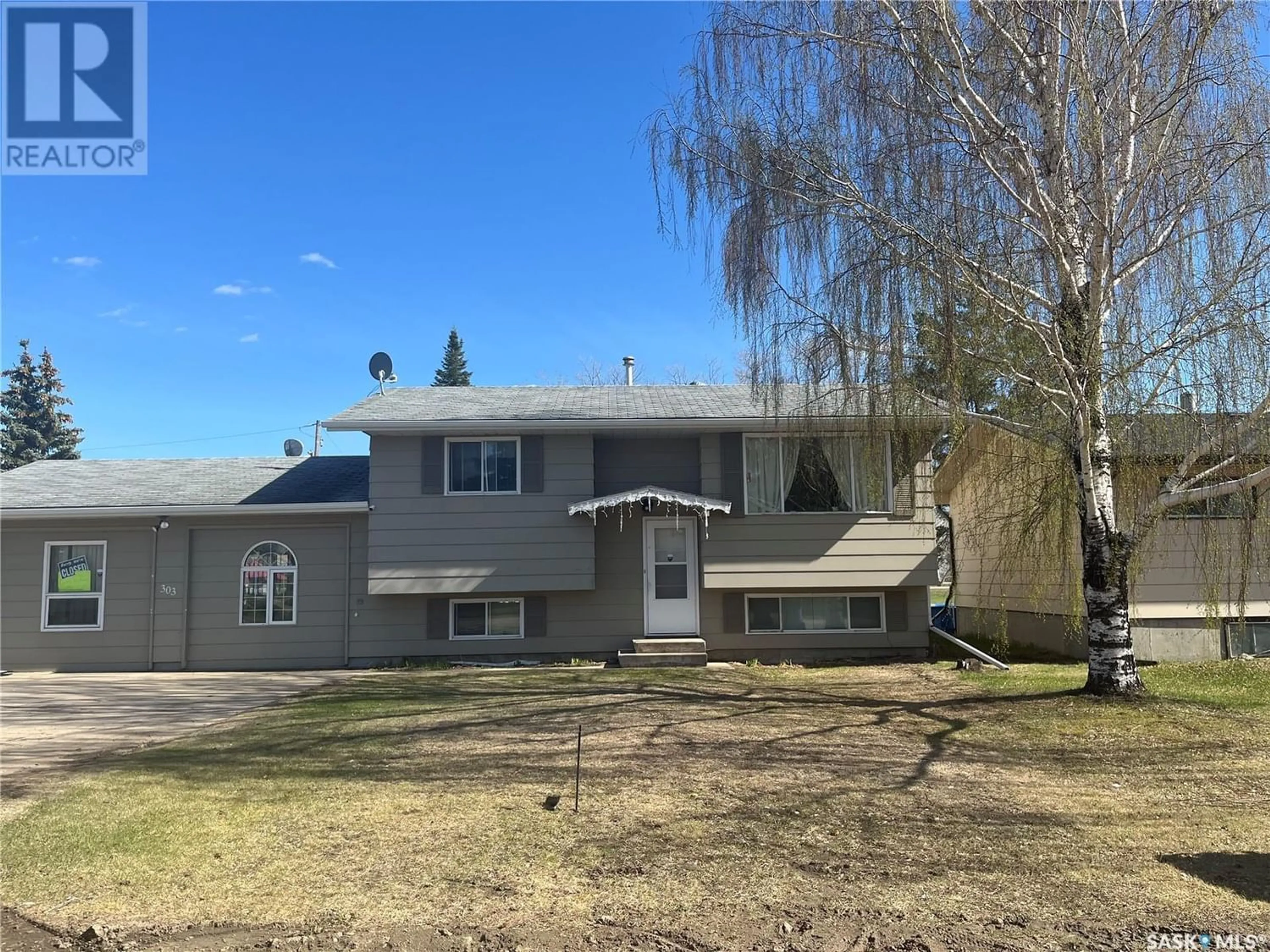 Frontside or backside of a home for 303 2nd AVENUE W, Blaine Lake Saskatchewan S0J0J0