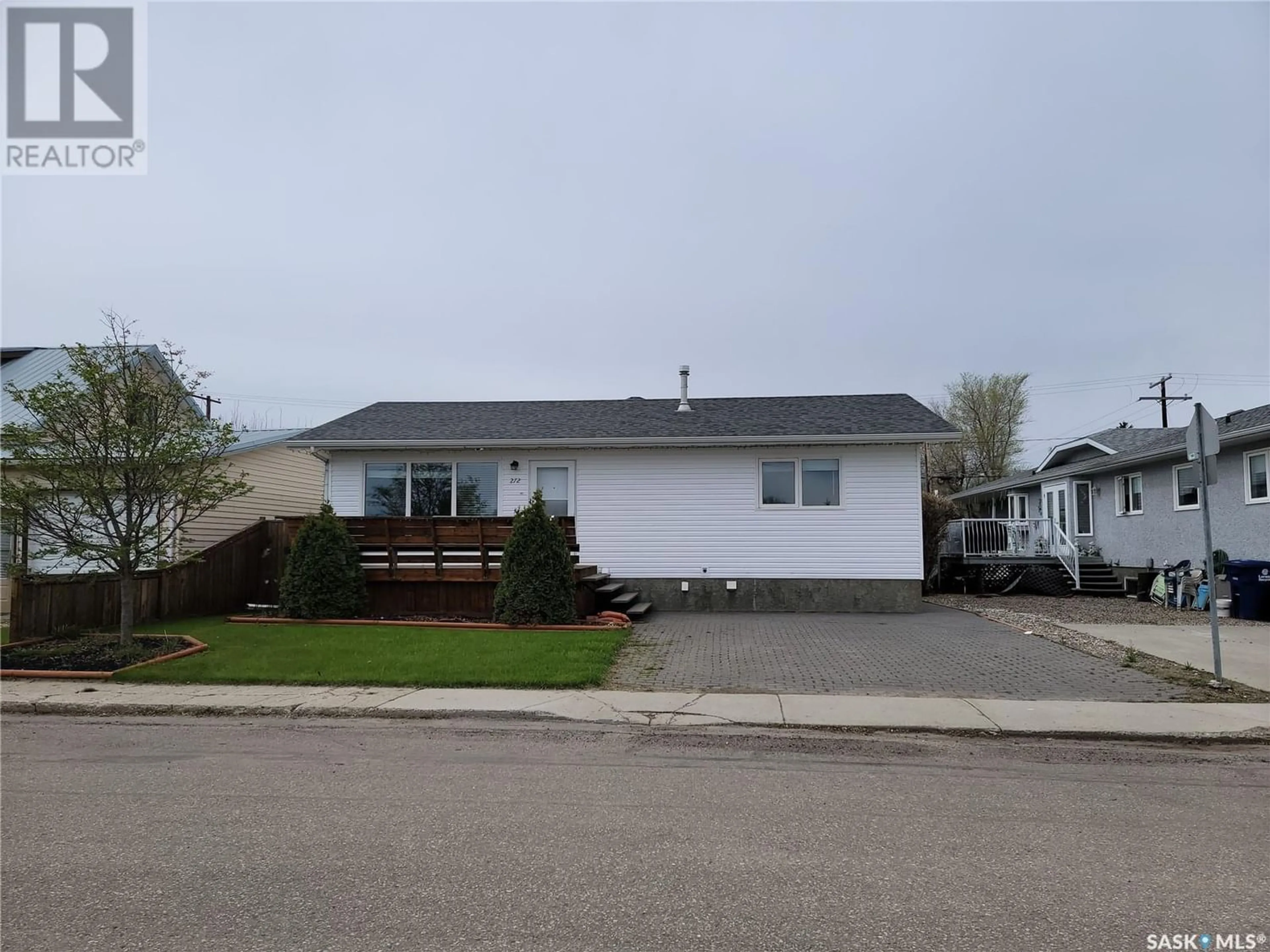 Frontside or backside of a home for 272 5th AVENUE W, Unity Saskatchewan S0K4L0