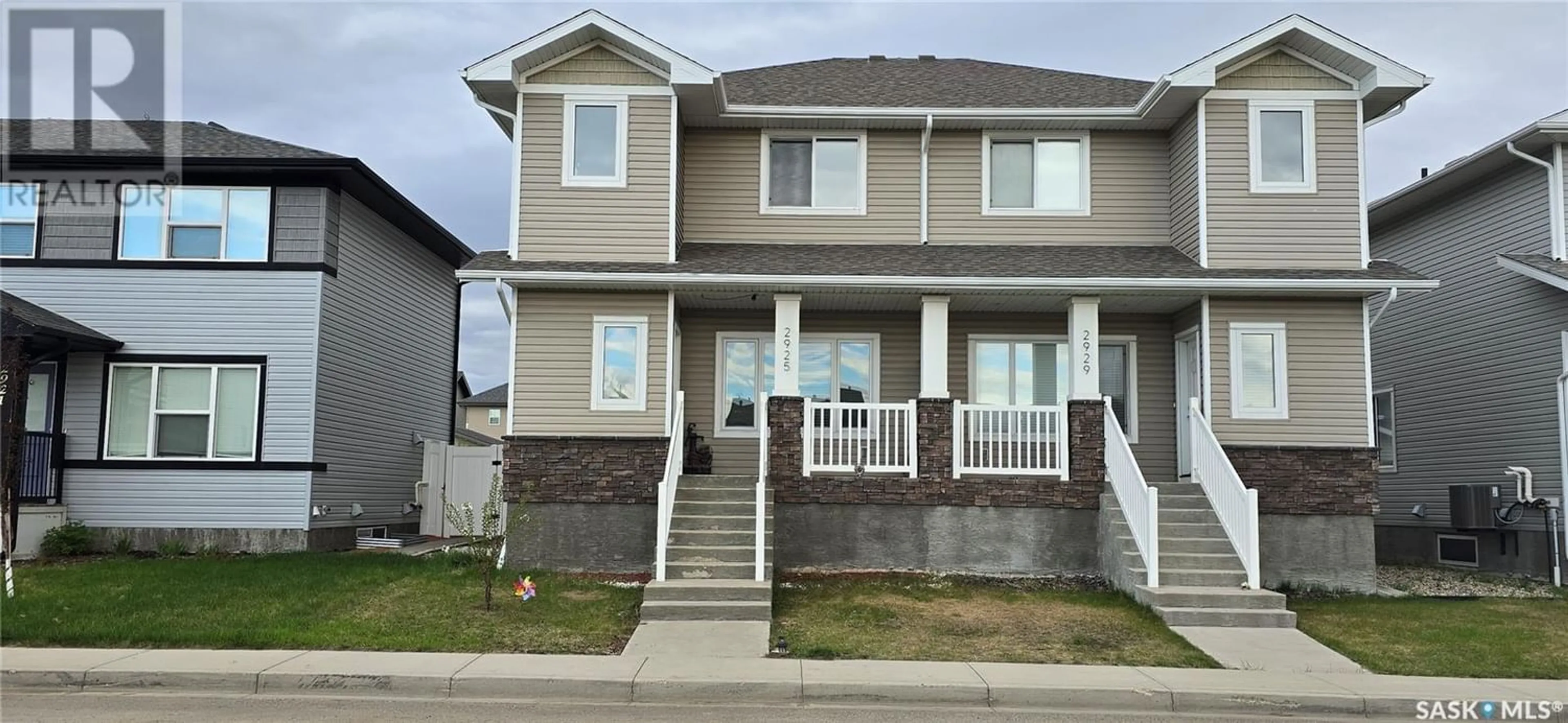 Frontside or backside of a home for 2925 rochdale BOULEVARD, Regina Saskatchewan S4X0N1