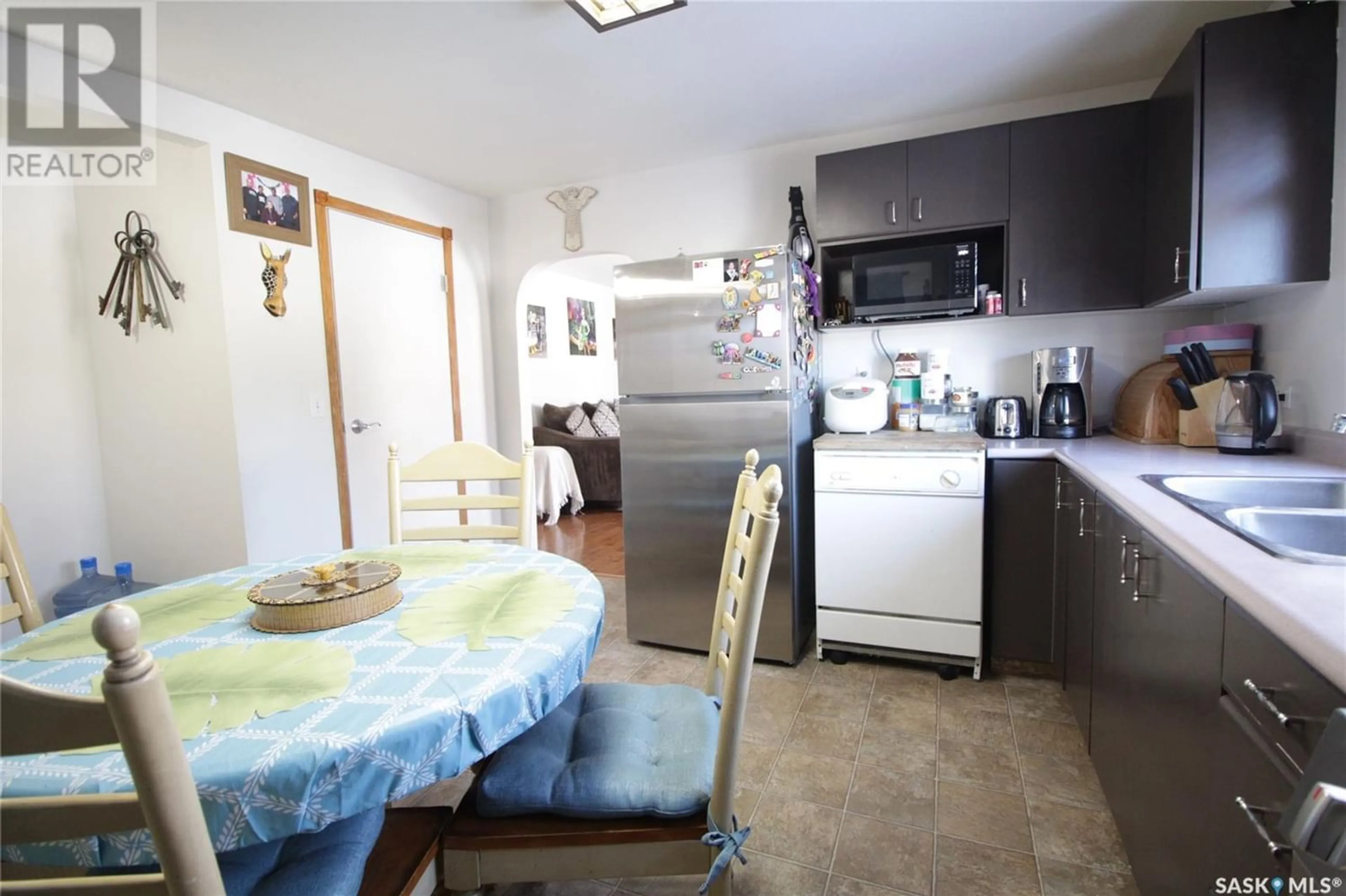 Kitchen for 207 Henry STREET, Moosomin Saskatchewan S0G3N0