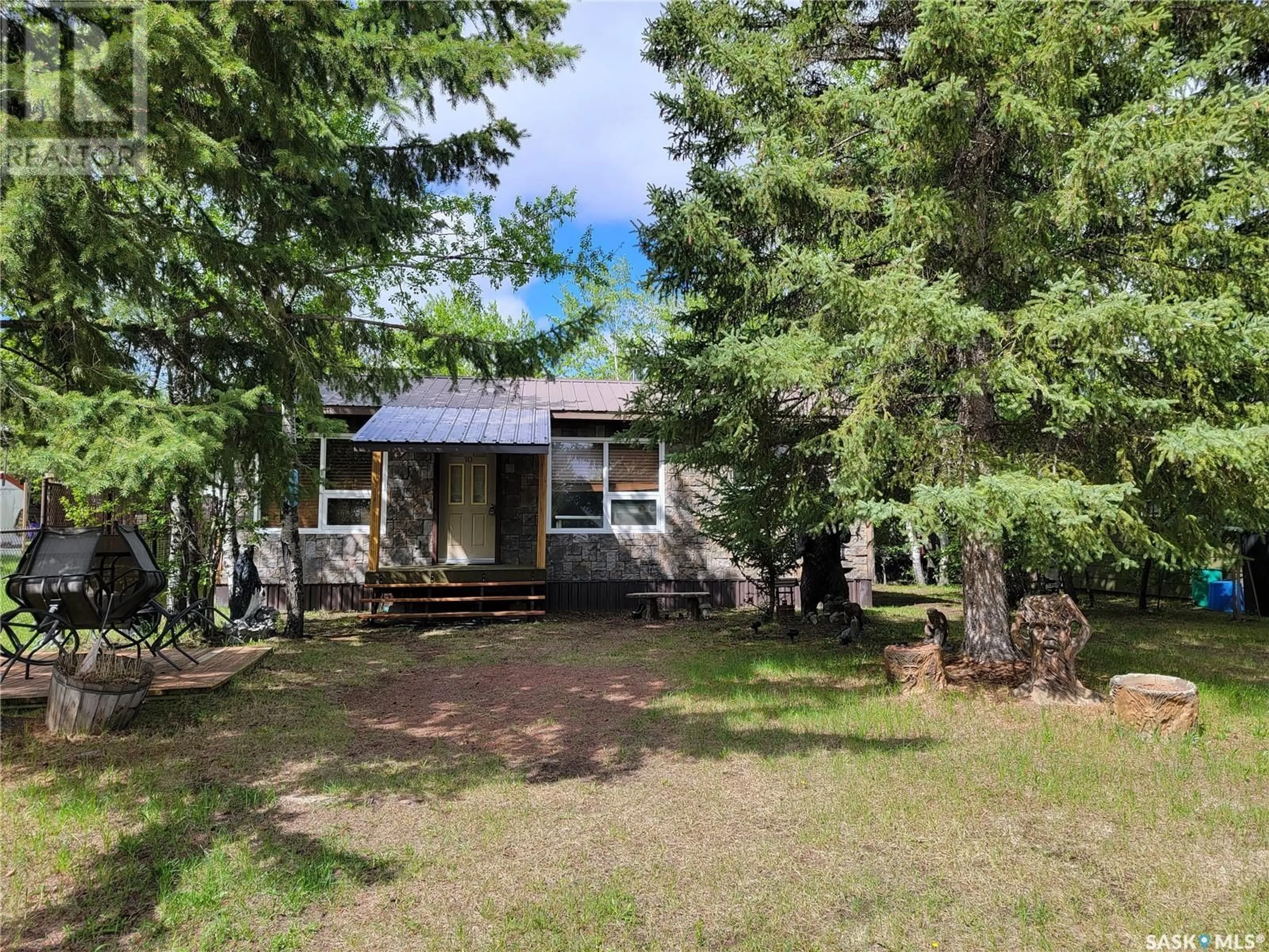 A pic from outside/outdoor area/front of a property/back of a property/a pic from drone, forest/trees view for 10 SUFFERN LAKE, Senlac Rm No. 411 Saskatchewan S0L2Y0