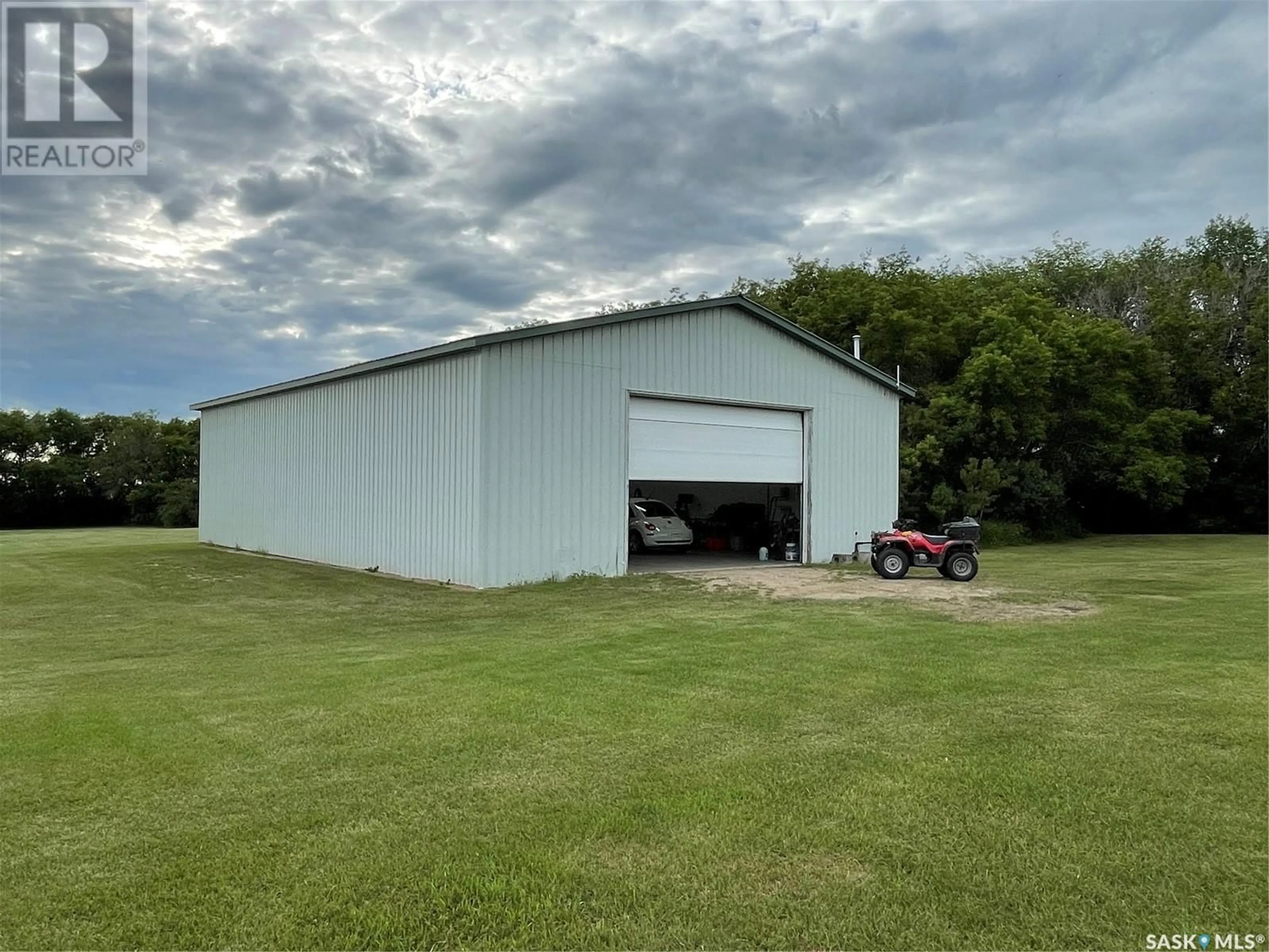 Shed for SD Acreage, Wallace Rm No. 243 Saskatchewan S3N2W1