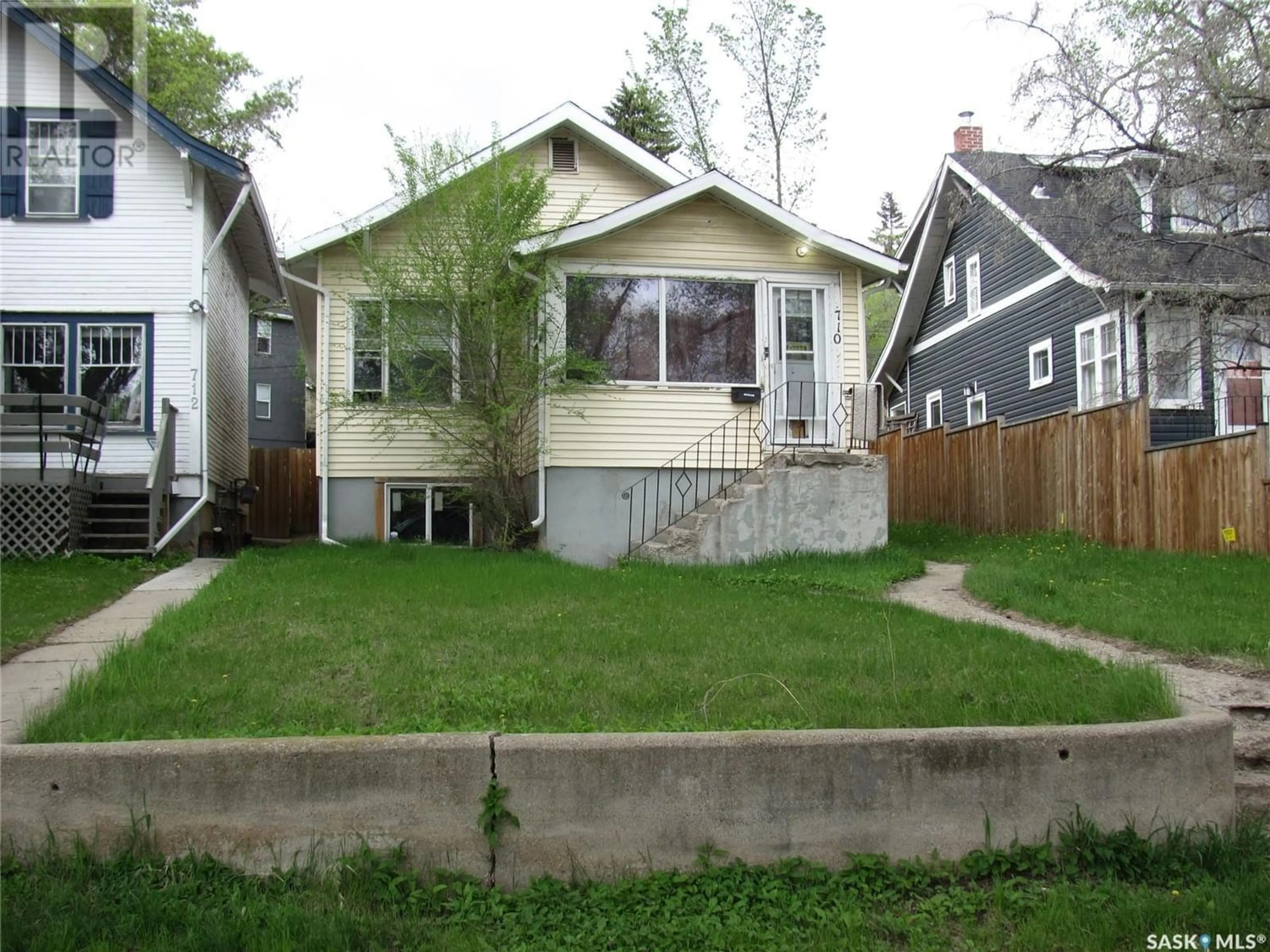 Frontside or backside of a home for 710 Walmer ROAD, Saskatoon Saskatchewan S7L0E4