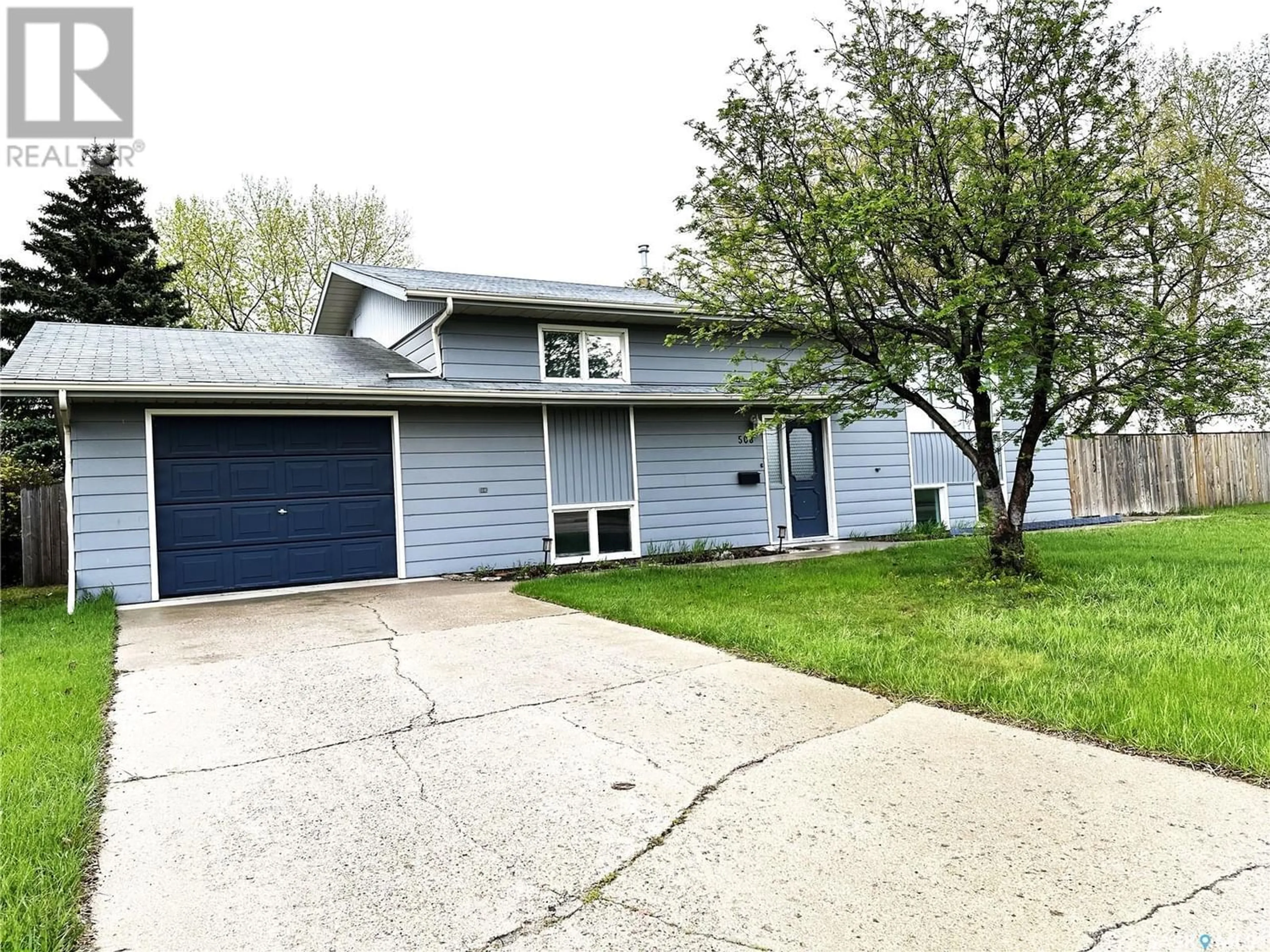 Frontside or backside of a home for 508 3rd STREET, Humboldt Saskatchewan S0K2A0