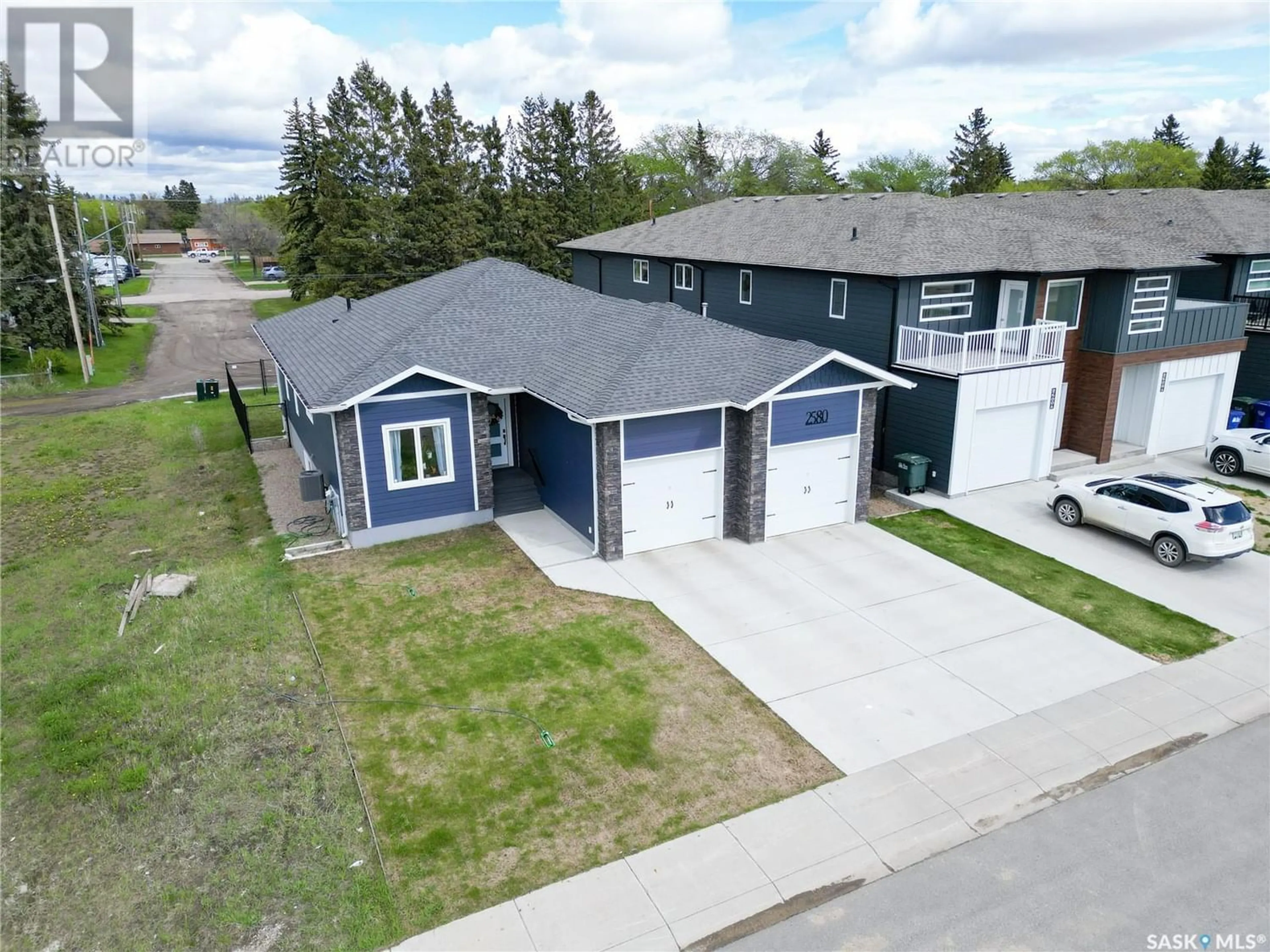 Frontside or backside of a home for 2580 Woodbridge DRIVE, Prince Albert Saskatchewan S6W0A7