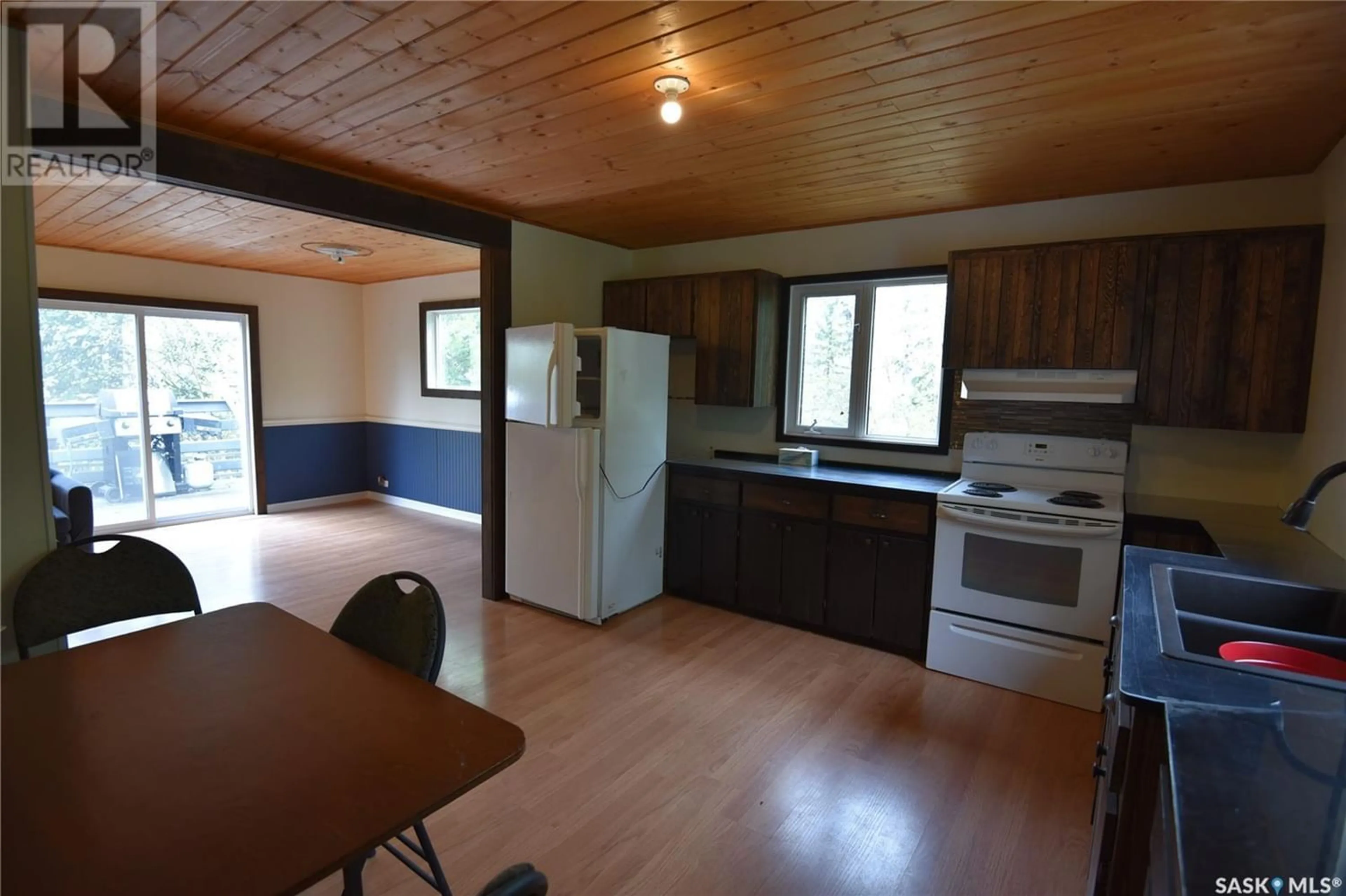 Standard kitchen for 16 Pops' Place, Nipawin Rm No. 487 Saskatchewan S0E1E0