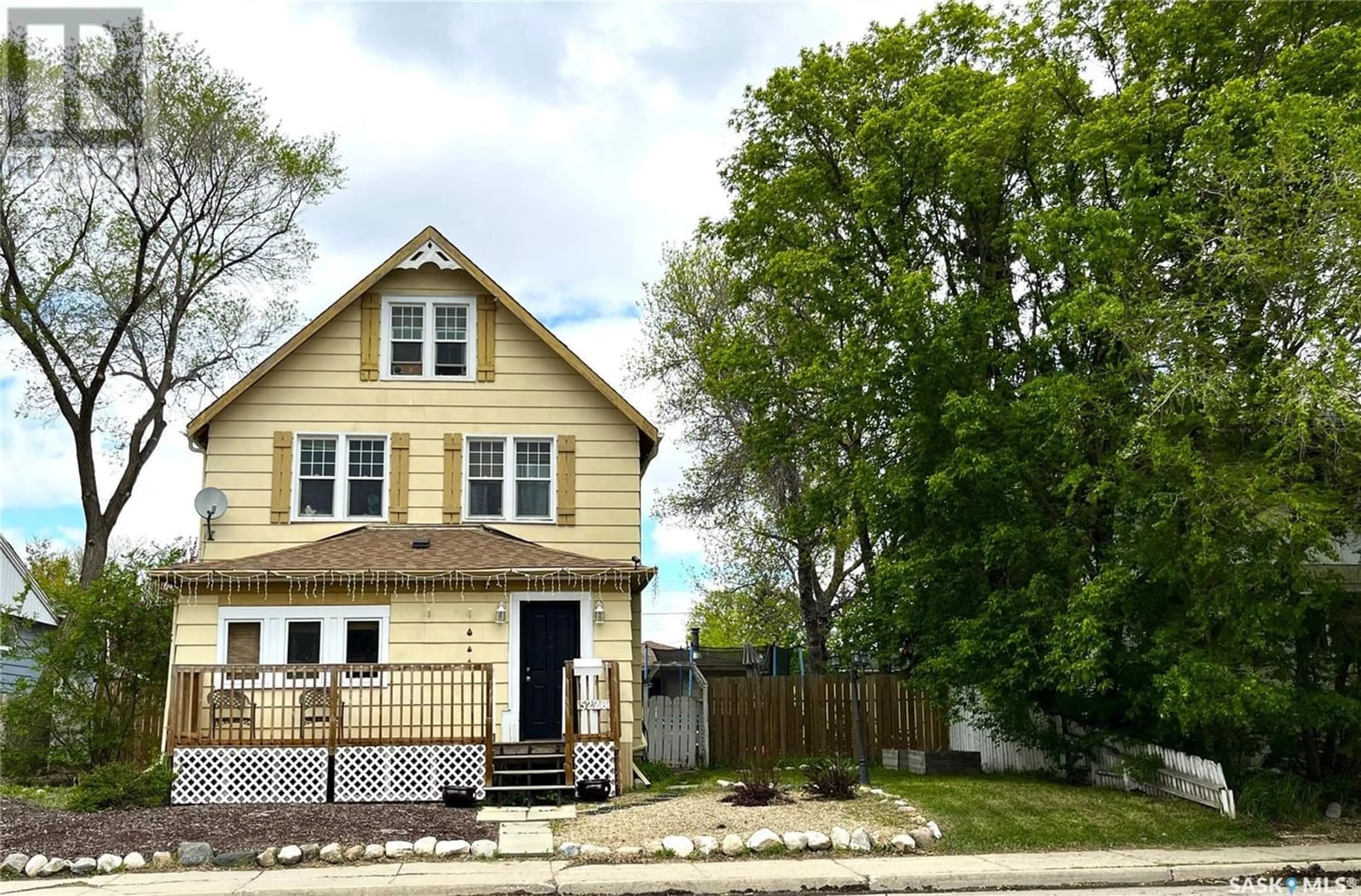 Frontside or backside of a home for 5228 7th AVENUE, Regina Saskatchewan S4T0S4