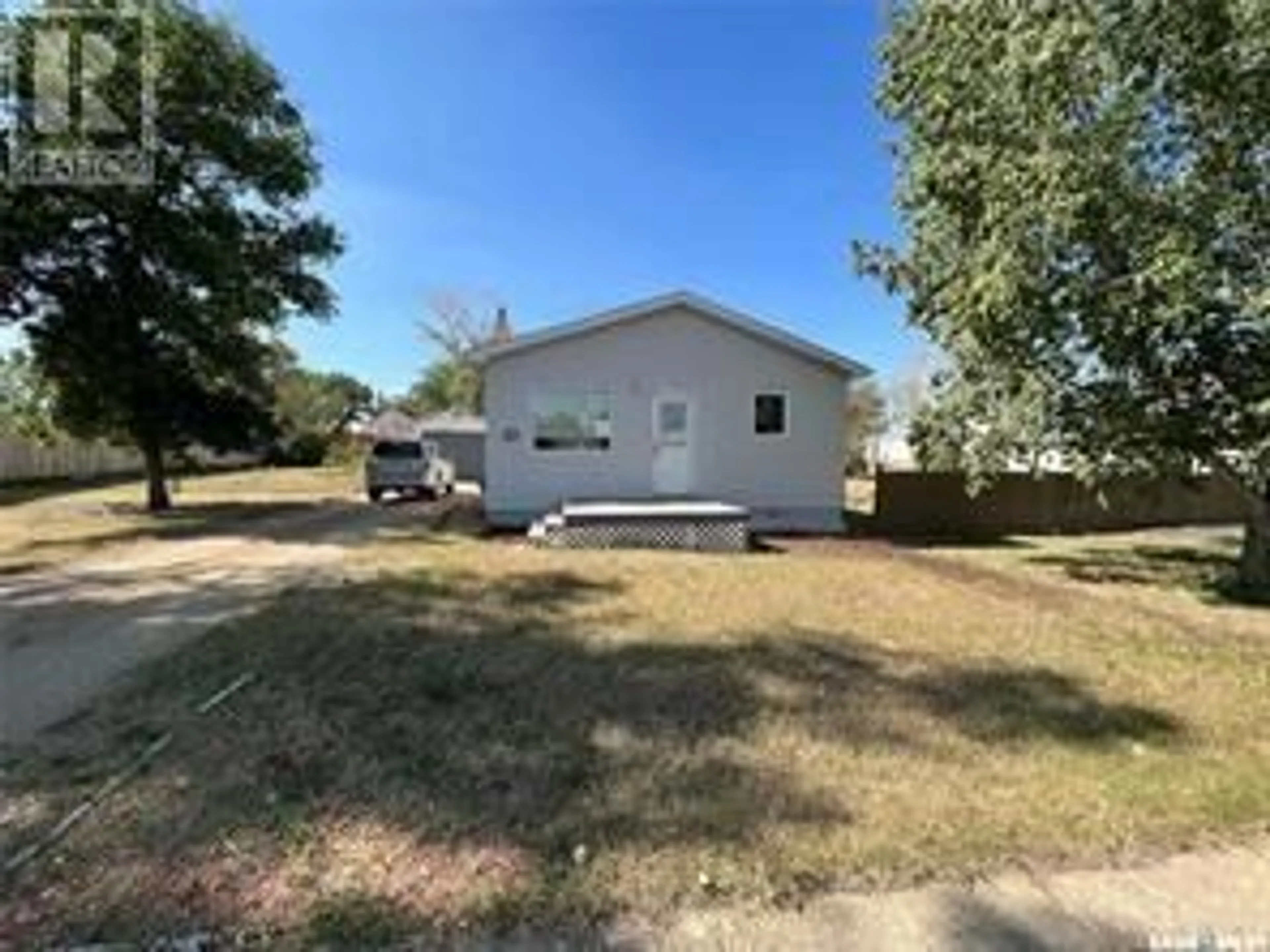 Frontside or backside of a home for 524 Leonard STREET, Herbert Saskatchewan S0H2A0