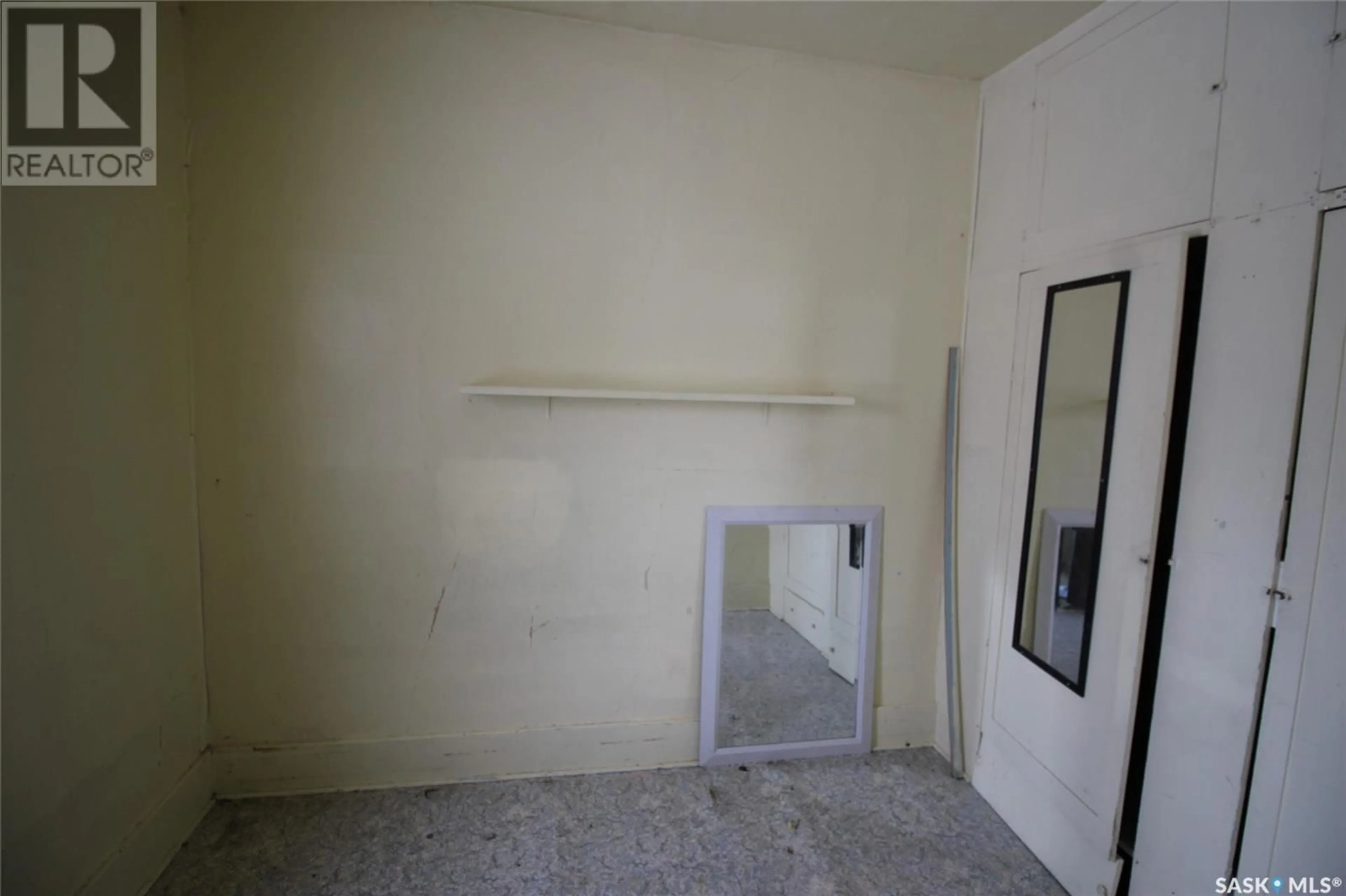 A pic of a room for 594 2ND STREET, Shaunavon Saskatchewan S0N2M0