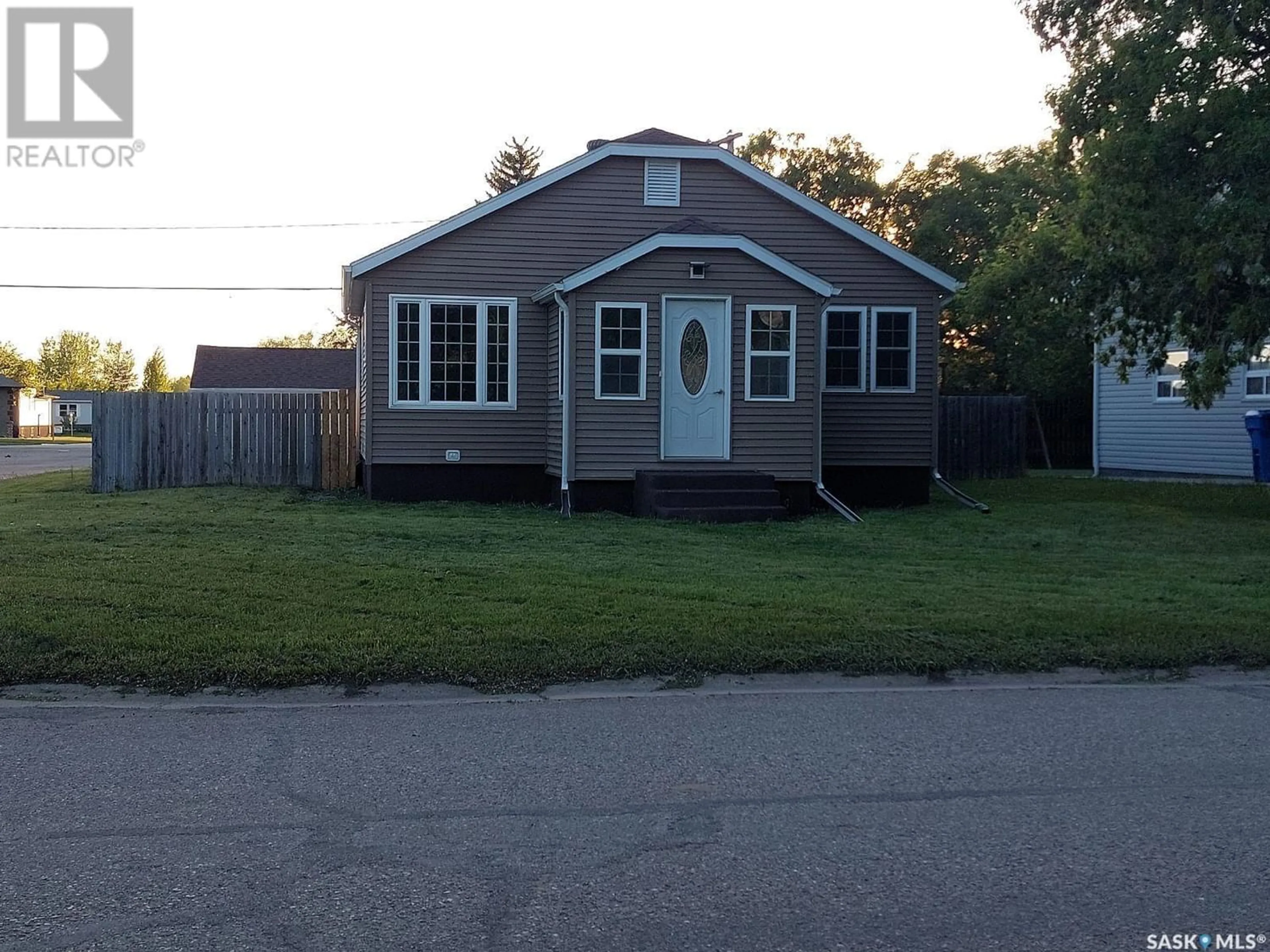 A pic of a room for 120 3rd STREET W, Carnduff Saskatchewan S0C0S0