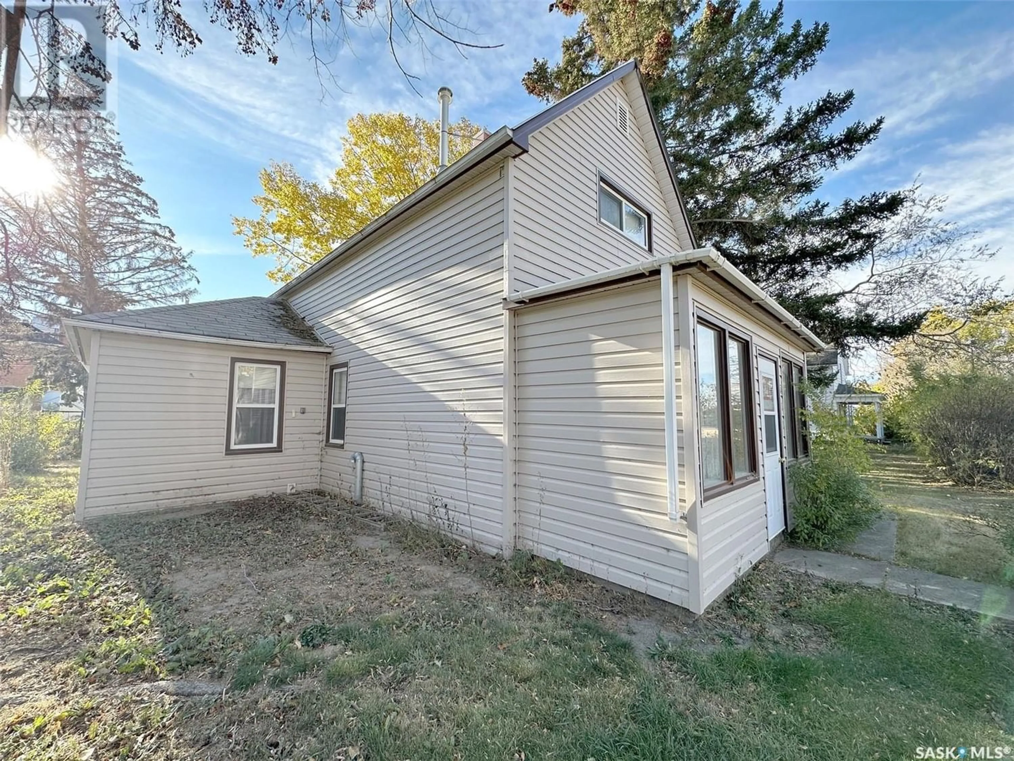 Frontside or backside of a home for 311 2nd STREET, Craik Saskatchewan S0G0V0