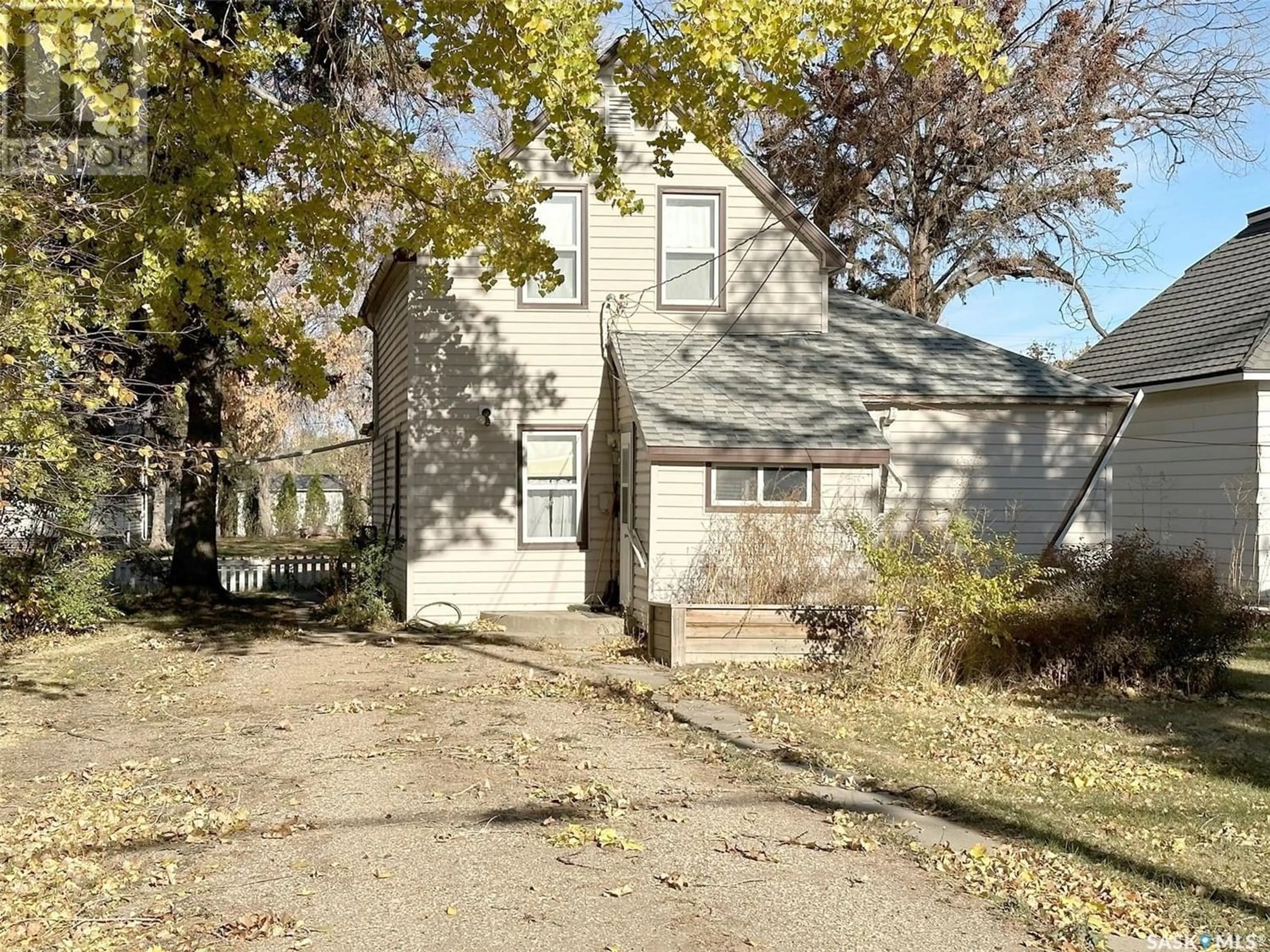 Frontside or backside of a home for 311 2nd STREET, Craik Saskatchewan S0G0V0