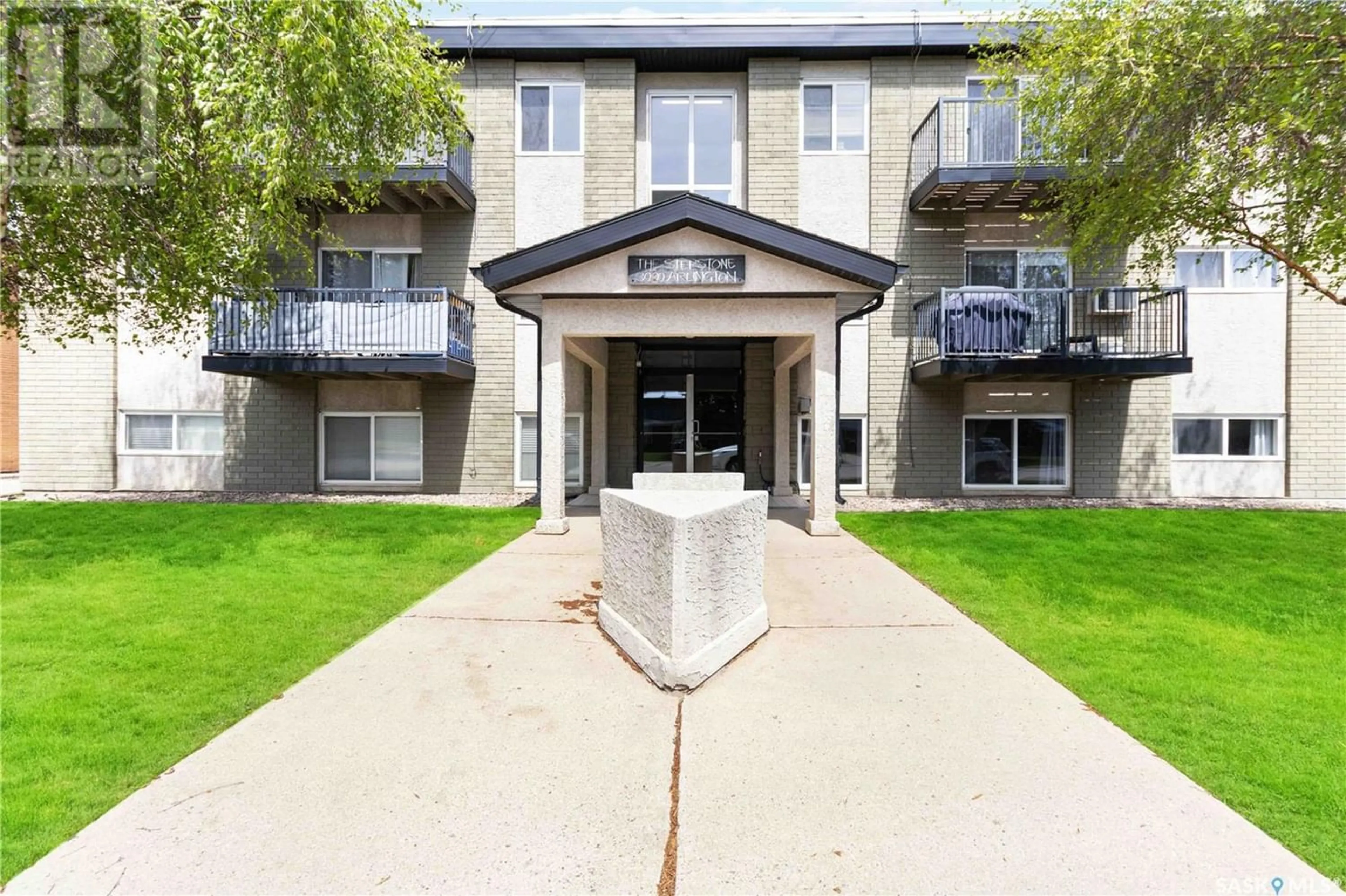 A pic from exterior of the house or condo for 8 3030 Arlington AVENUE, Saskatoon Saskatchewan S7J2J9