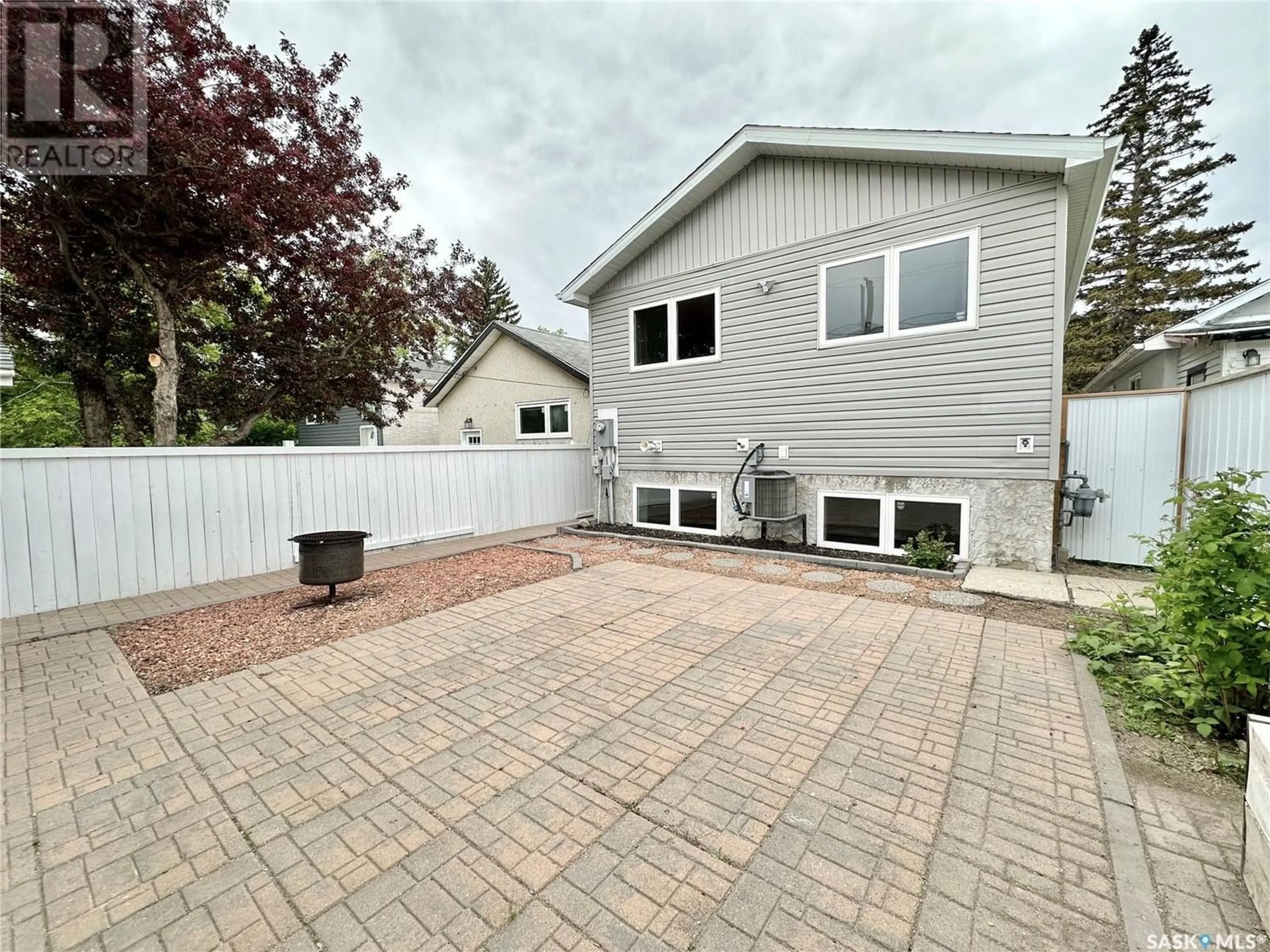 Home with vinyl exterior material for 2245 McDonald STREET, Regina Saskatchewan S4N2Y9