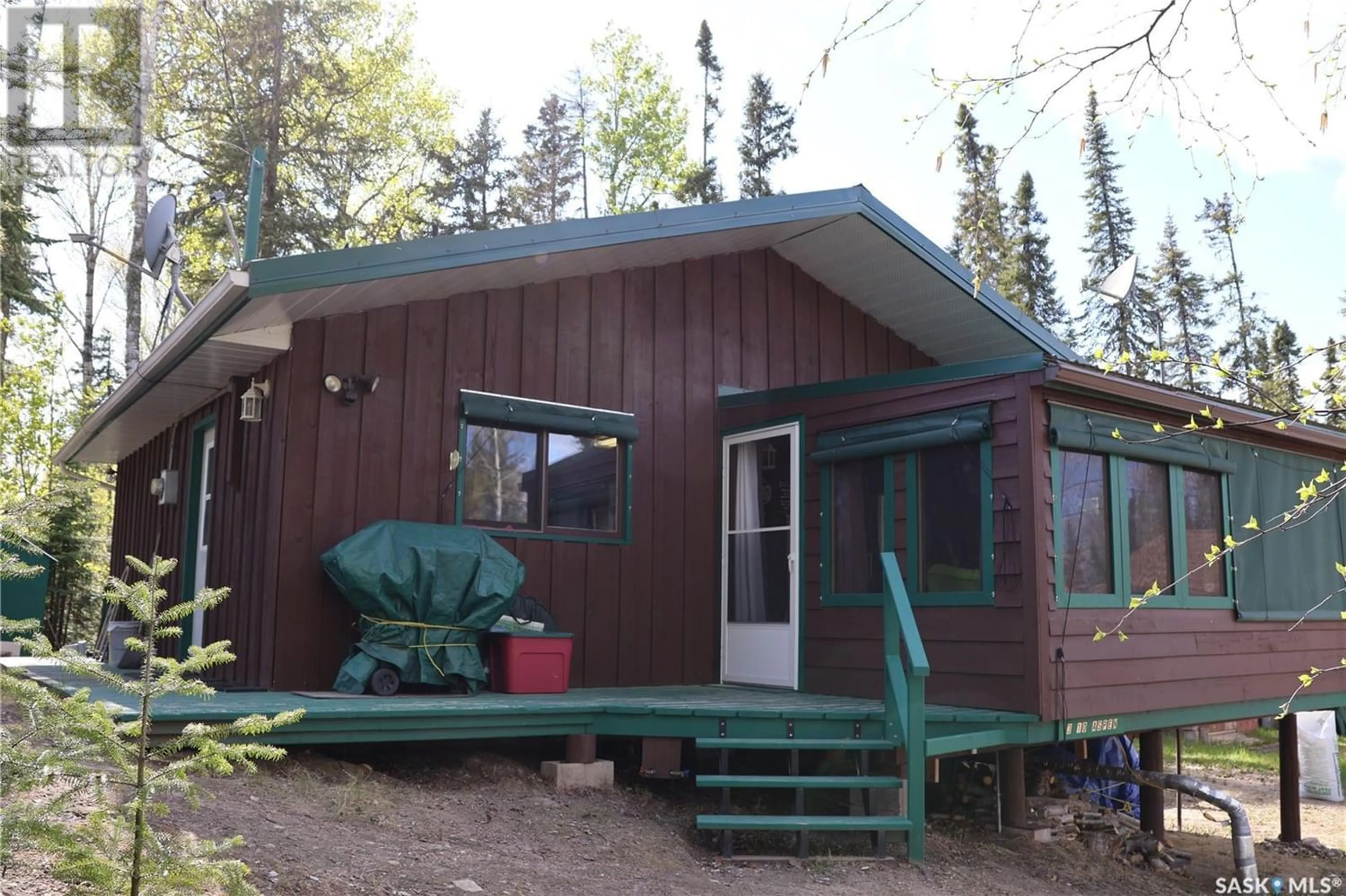 Outside view for 3 10 Aspen CRESCENT, Whelan Bay Saskatchewan S0J1T0