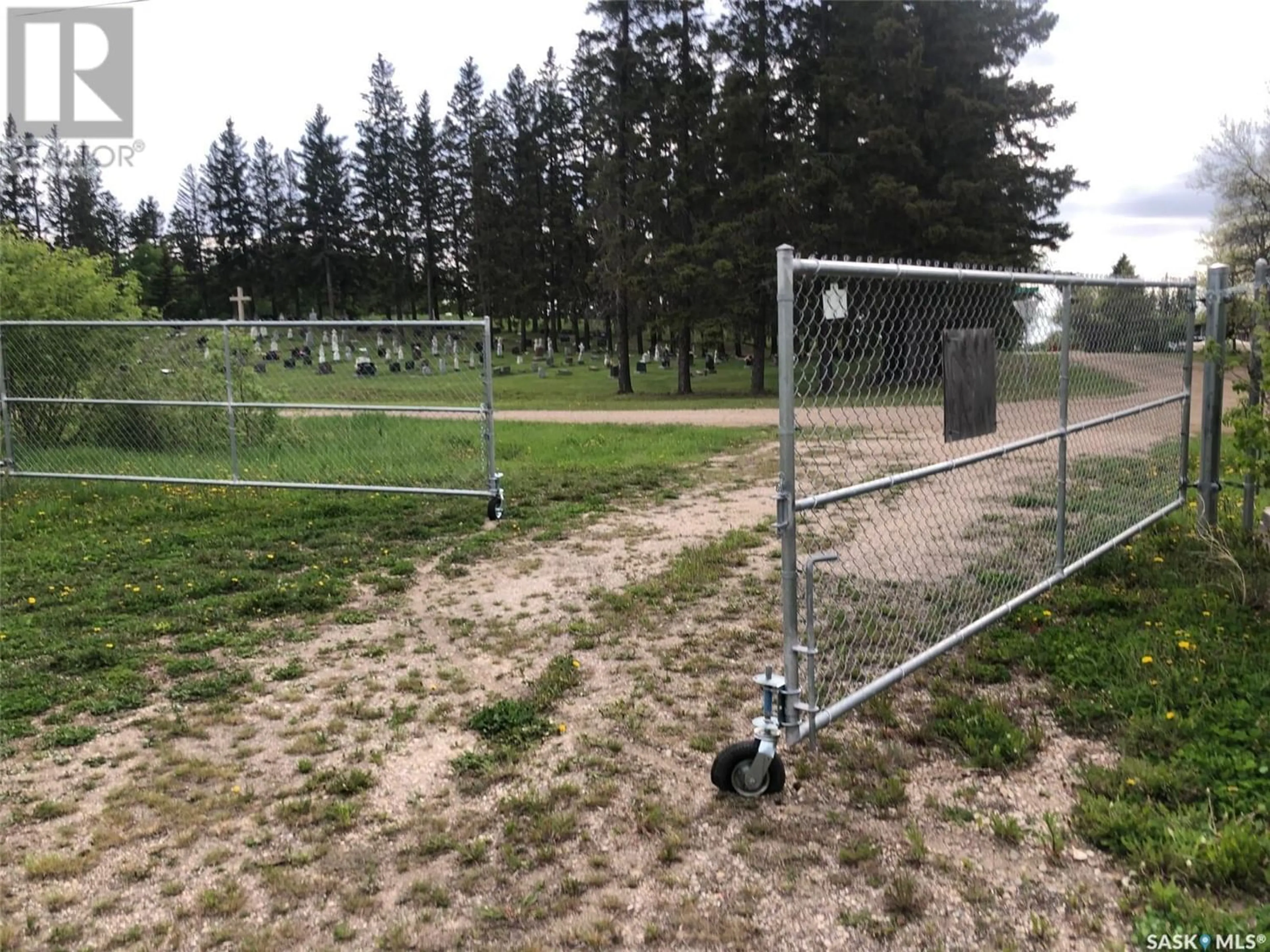 Fenced yard for Ituna Acreage, Ituna Bon Accord Rm No. 246 Saskatchewan S0A1N0