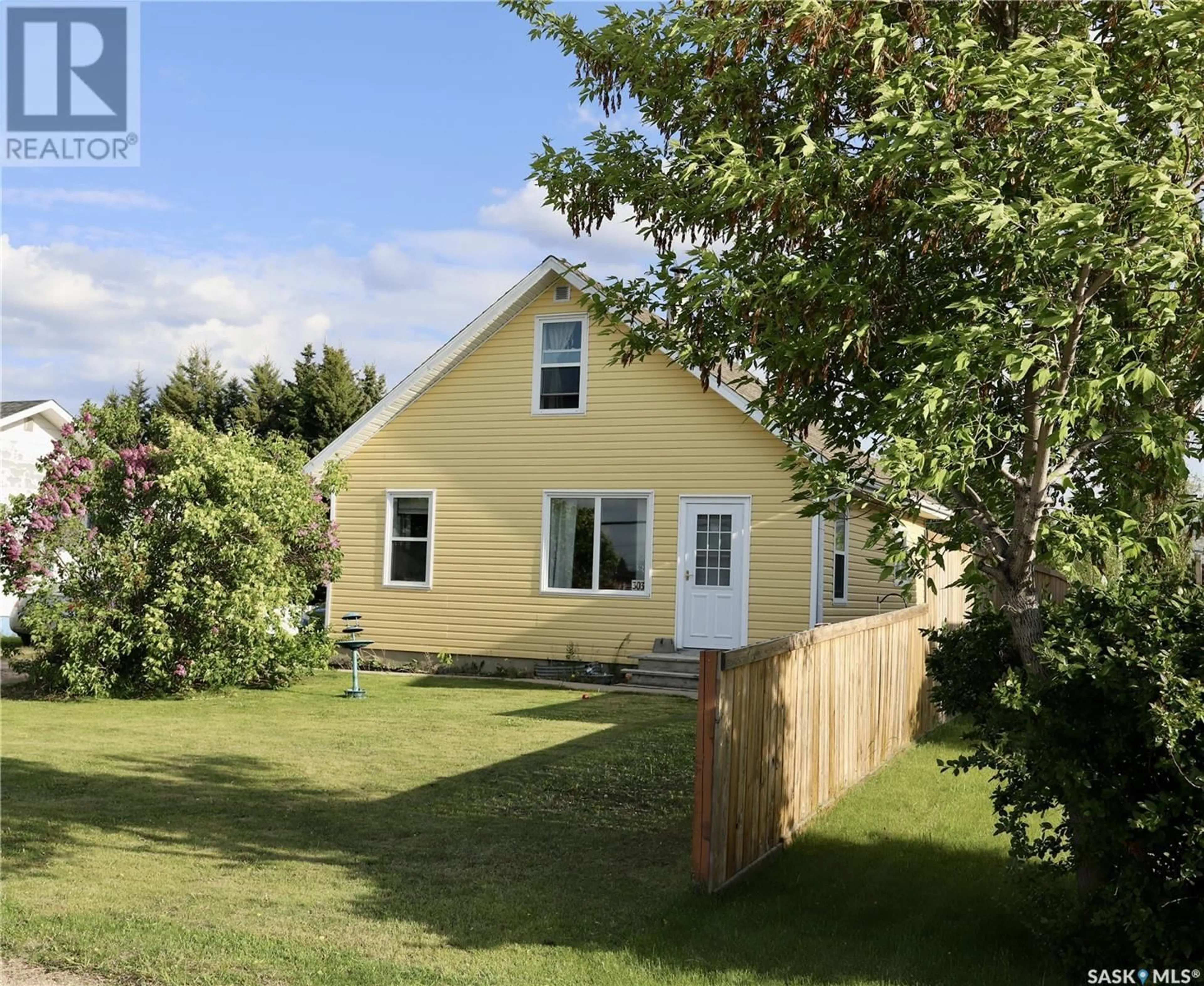 Frontside or backside of a home for 303 5TH AVENUE E, Shellbrook Saskatchewan S0J2E0