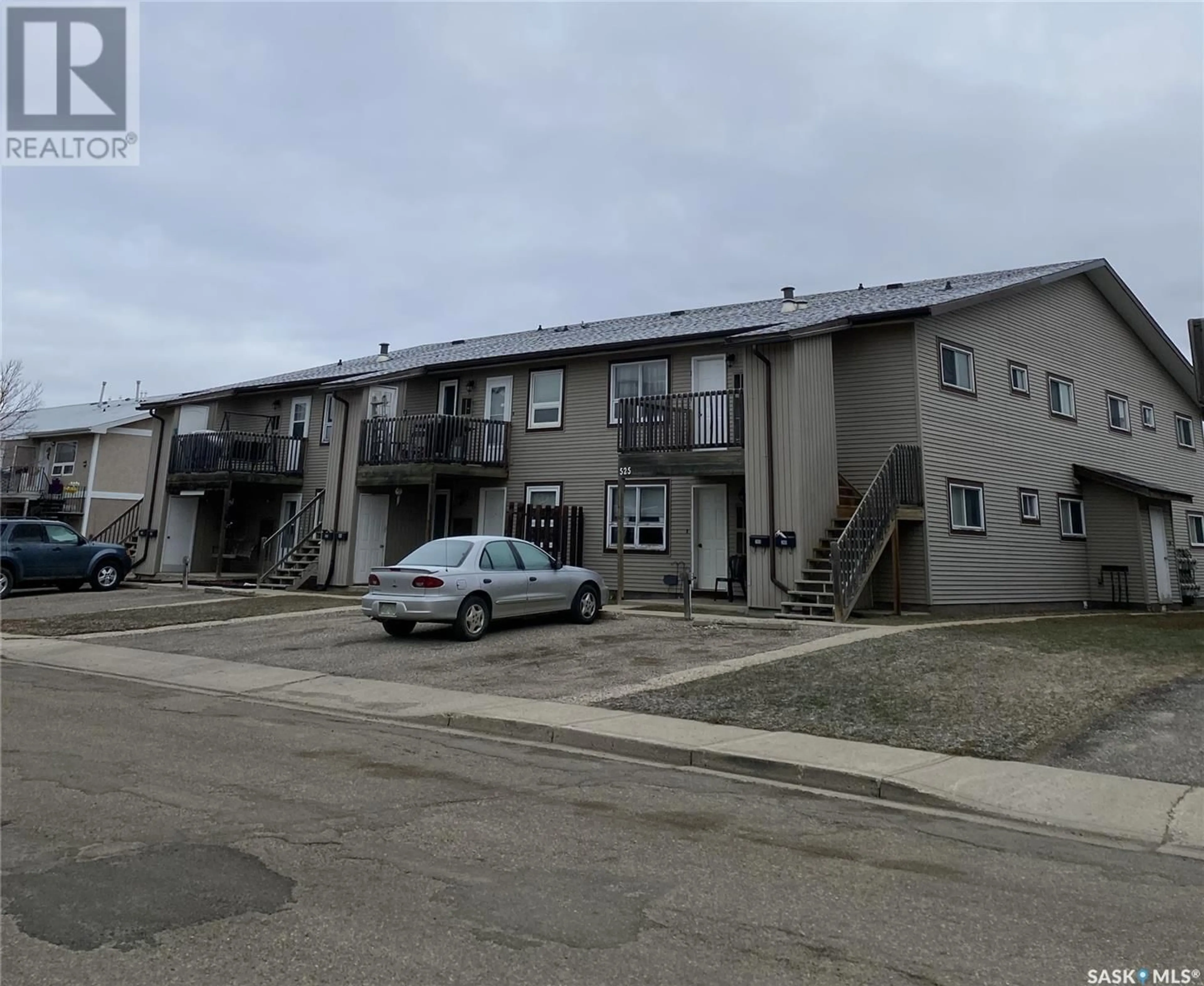 A pic from exterior of the house or condo for 206 525 Dufferin AVENUE, Estevan Saskatchewan S4A2J1