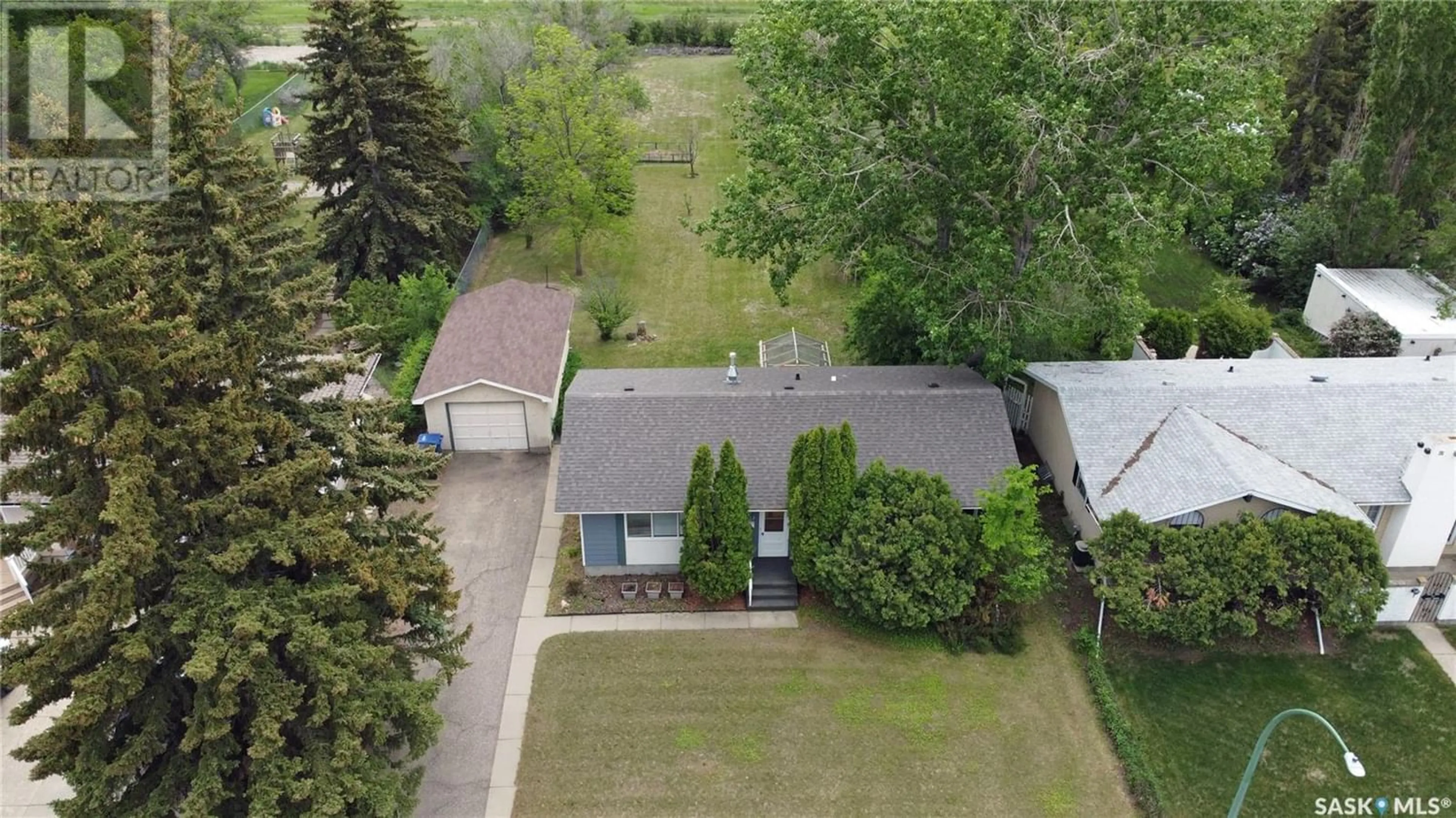 Frontside or backside of a home for 1013 Normandy DRIVE, Moose Jaw Saskatchewan S6H3G8