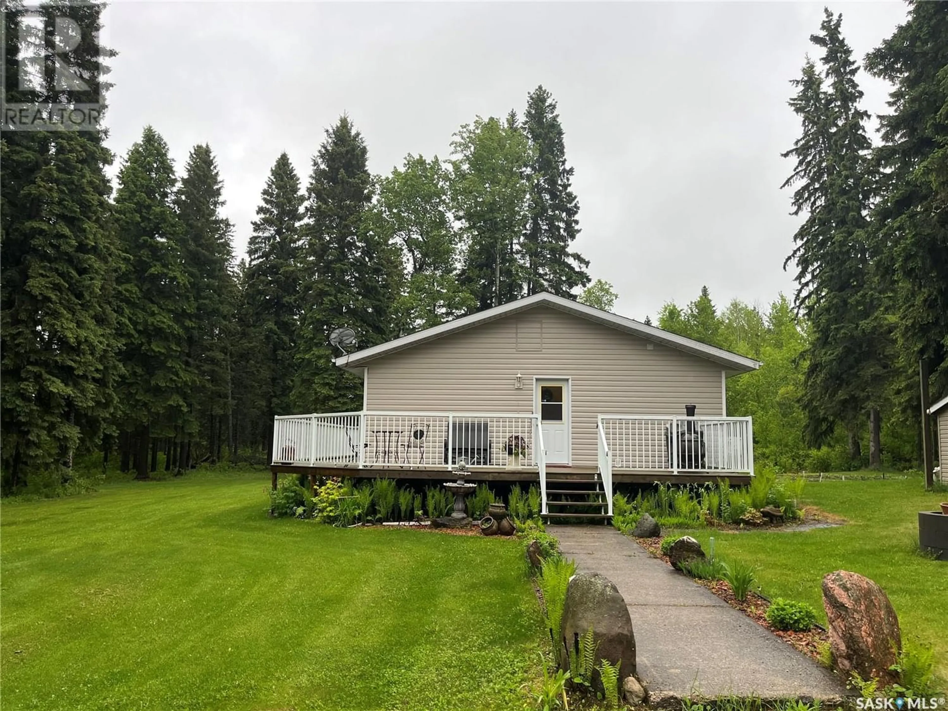 Cottage for 5 Buckingham TRAIL, Big River Rm No. 555 Saskatchewan S0J0E0