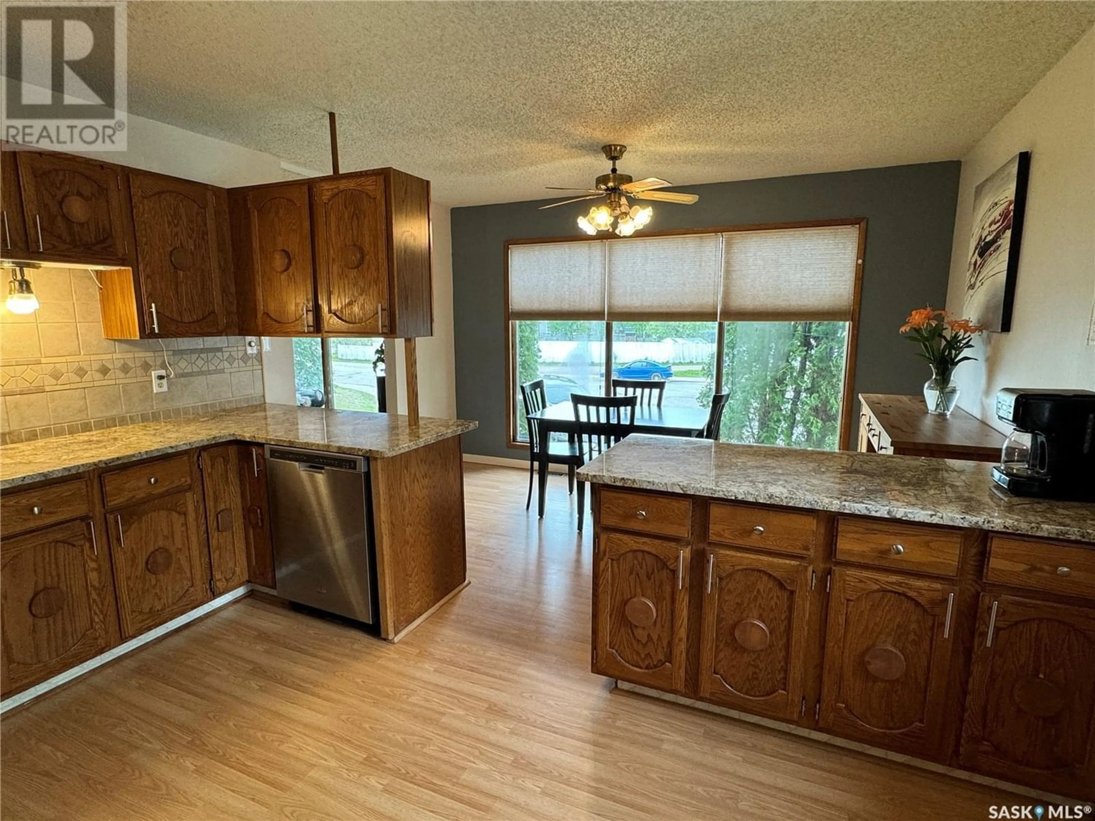 Kitchen for 1311 Houghton PLACE, La Ronge Saskatchewan S0J1L0