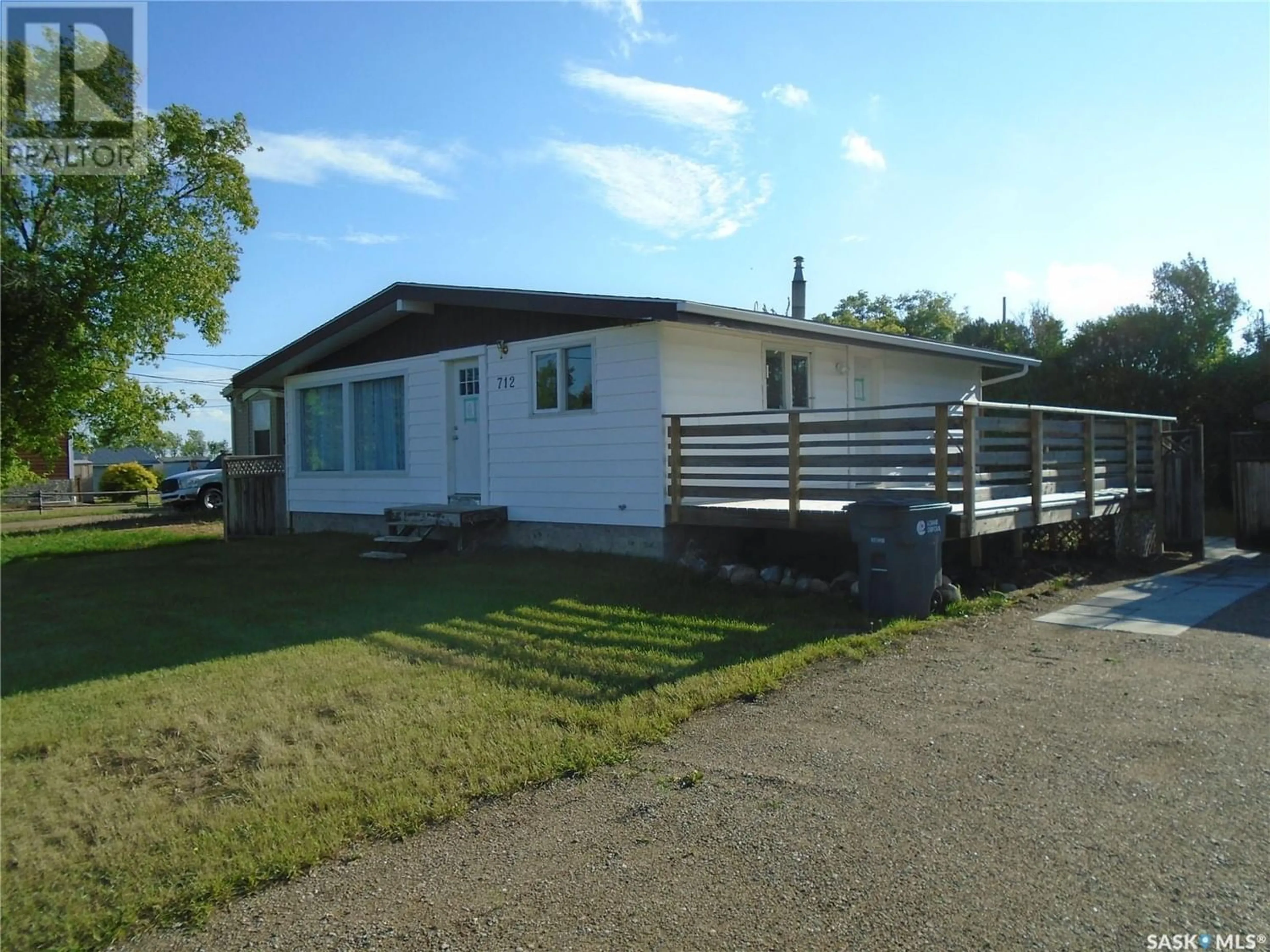 Outside view for 712 Main STREET, Bethune Saskatchewan S0G0H0