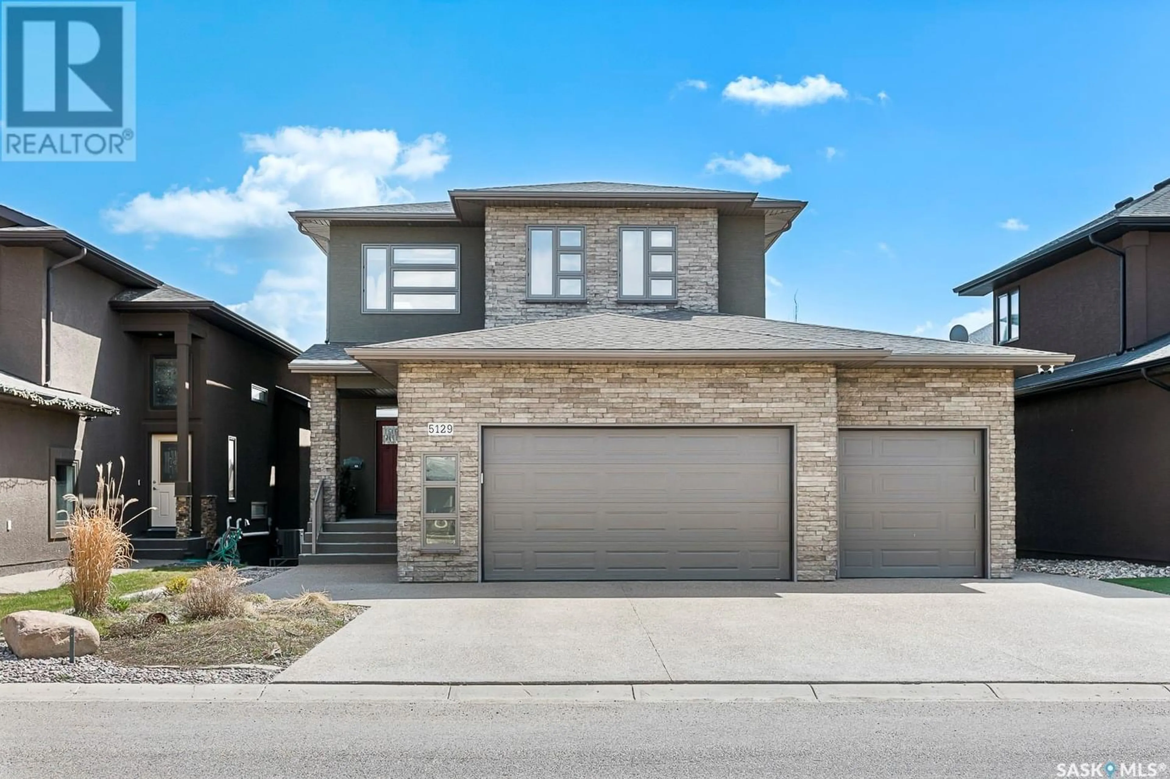 Frontside or backside of a home for 5129 Aviator CRESCENT, Regina Saskatchewan S4W0G6