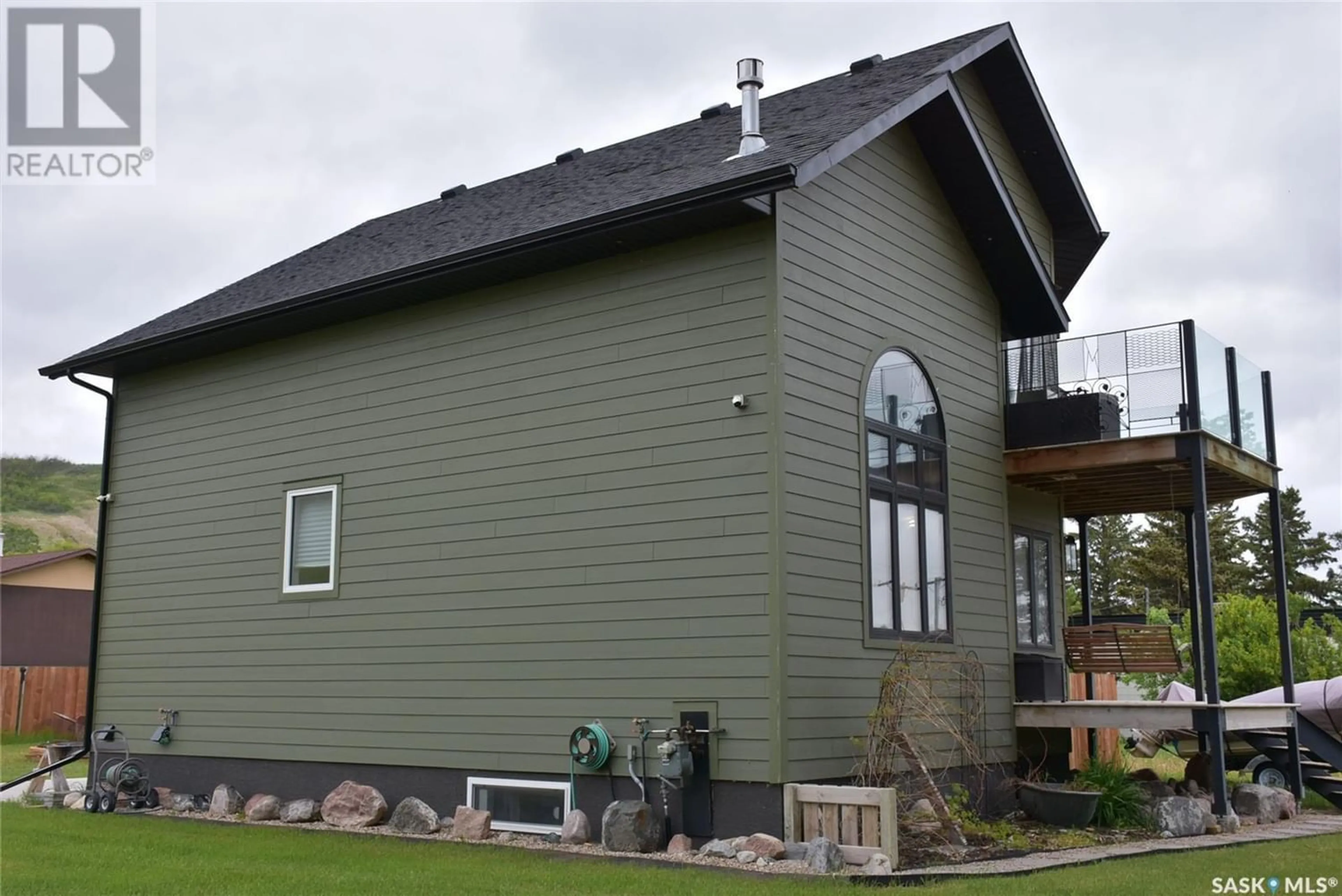 Frontside or backside of a home for 10 mission BAY, Lebret Saskatchewan S0G1S0