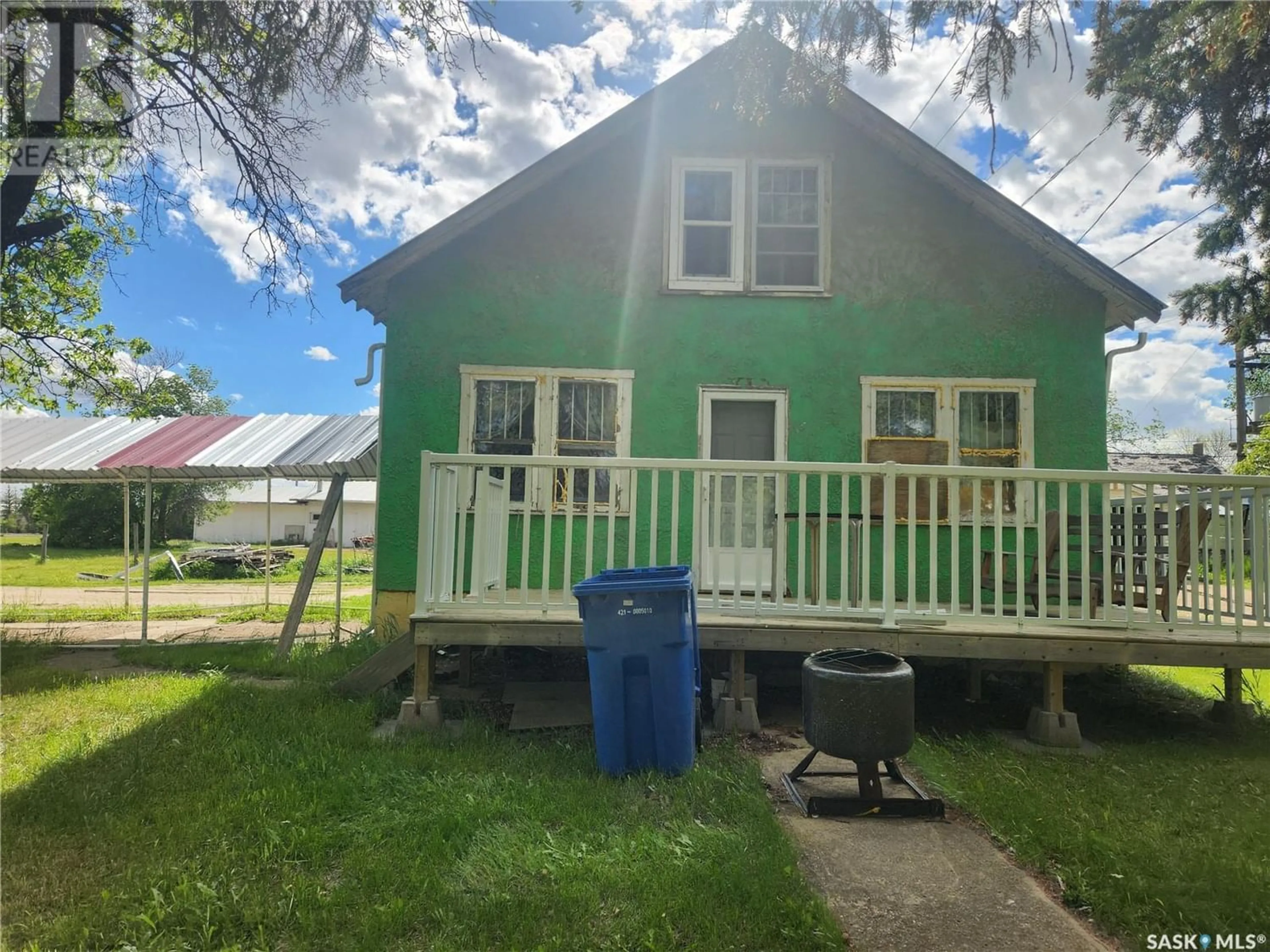 Frontside or backside of a home for 104 Frederick STREET, Ogema Saskatchewan S0C1Y0