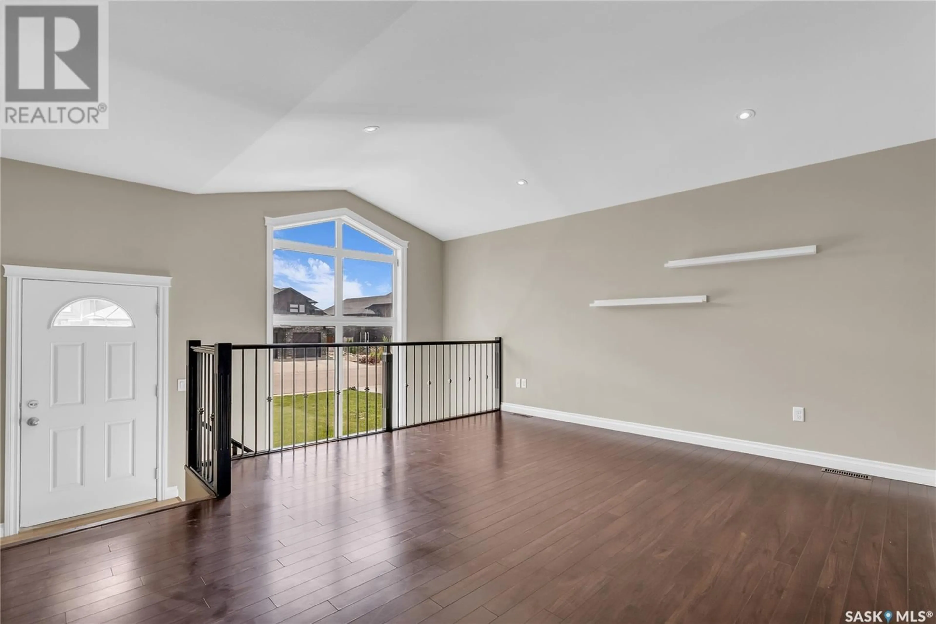 Indoor entryway for 251 Werschner CRESCENT, Saskatoon Saskatchewan S7V0E1